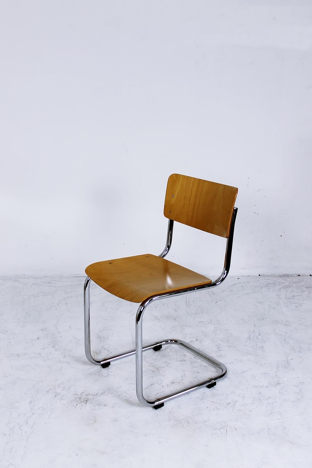 Bauhaus Classic S43 Cantilevered Chair by Mart Stam for Thonet, Germany In Good Condition In Debrecen-Pallag, HU