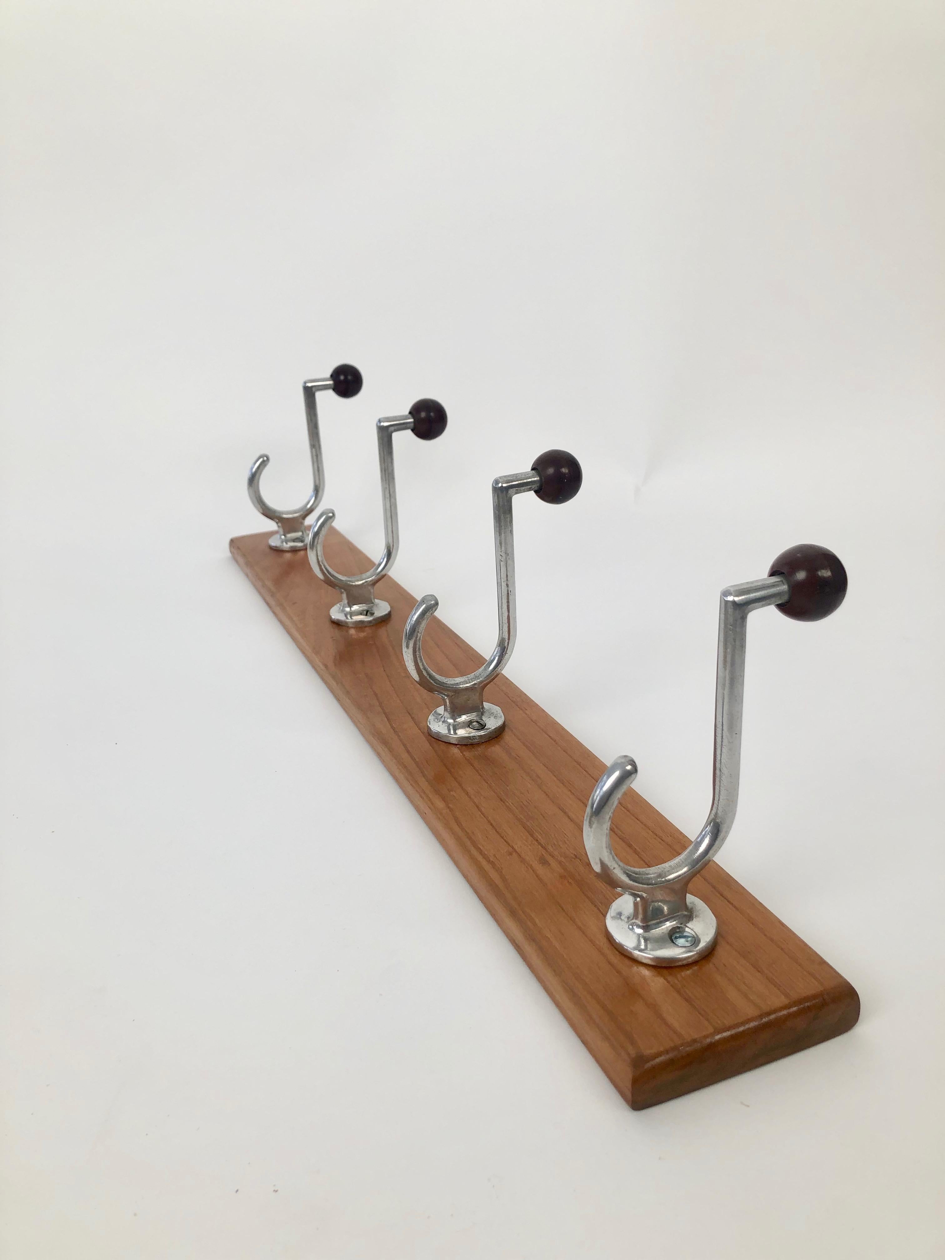 Bauhaus-Garderobenhaken-Set aus den 1930er Jahren, hergestellt in Deutschland 3