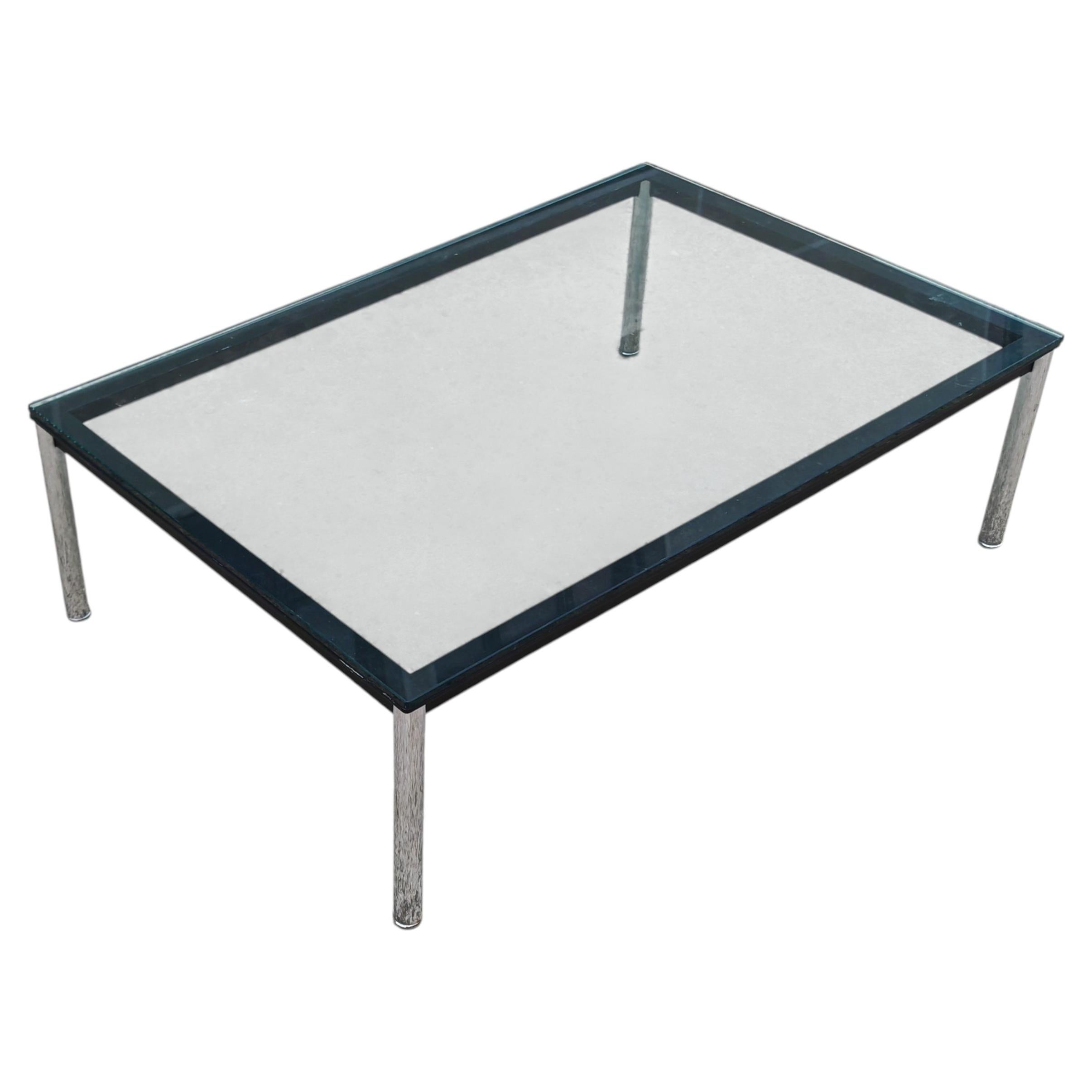 Bauhaus Coffee Table LC10 designed by Le Corbusier and Charlotte Perriand, Italy For Sale
