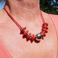 Collier Bauhaus in cromo e galileo di Jakob Bengel, 1920/30 ca.