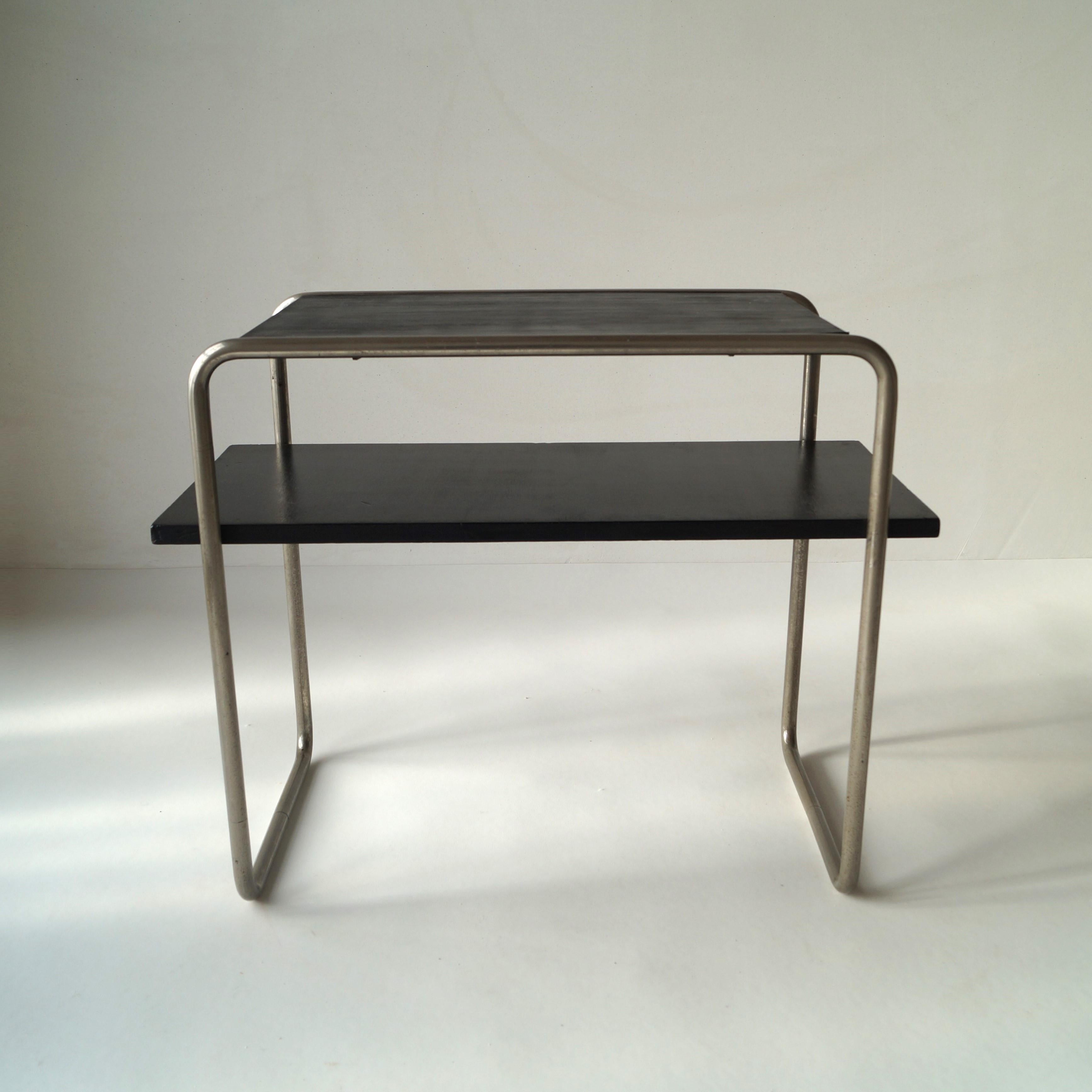 Bauhaus console table Model B12 by Marcel Breuer for Thonet, 1930s For Sale 4