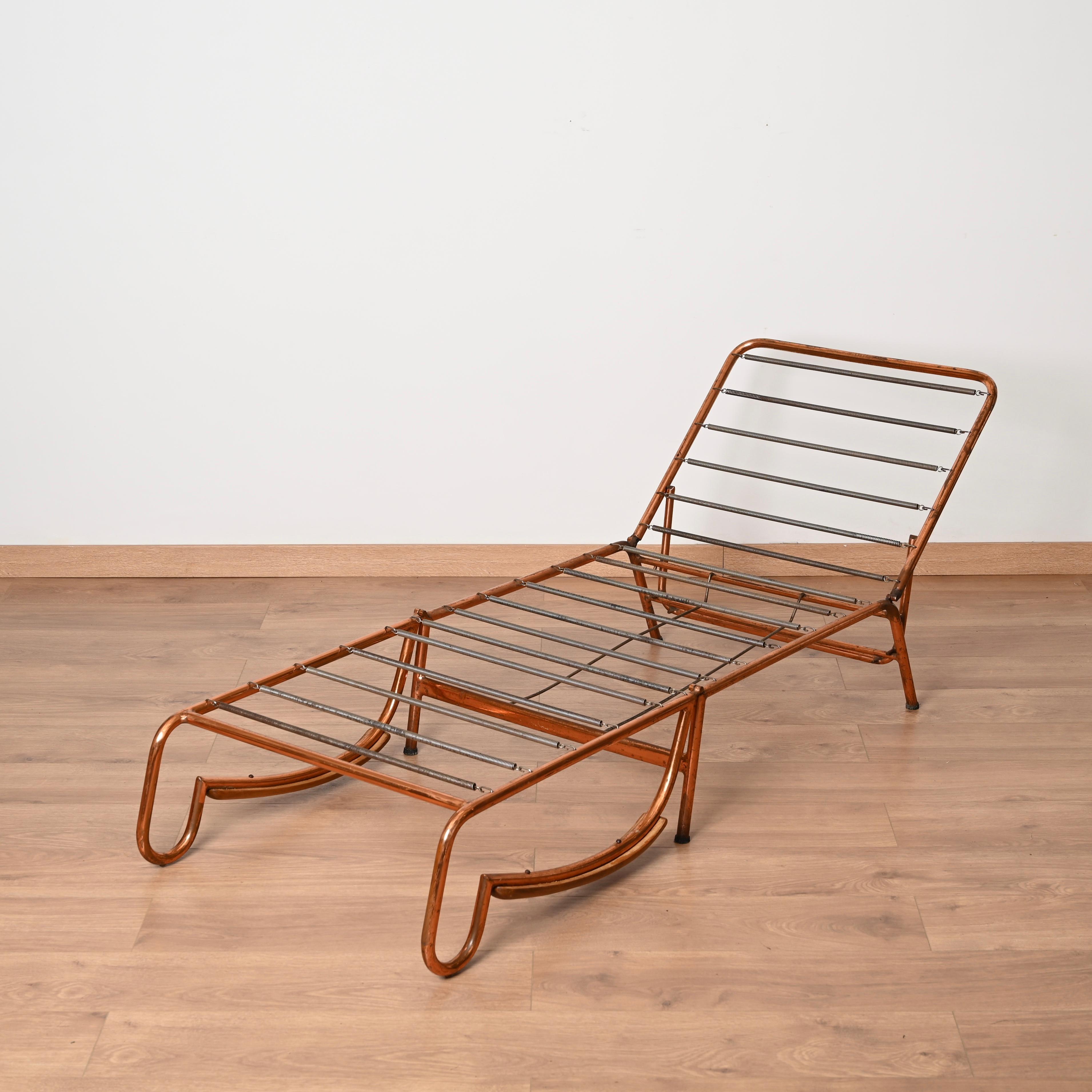Bauhaus Copper and Walnut Adjustable Bed Armchair, Marcel Breuer, 1930s 3