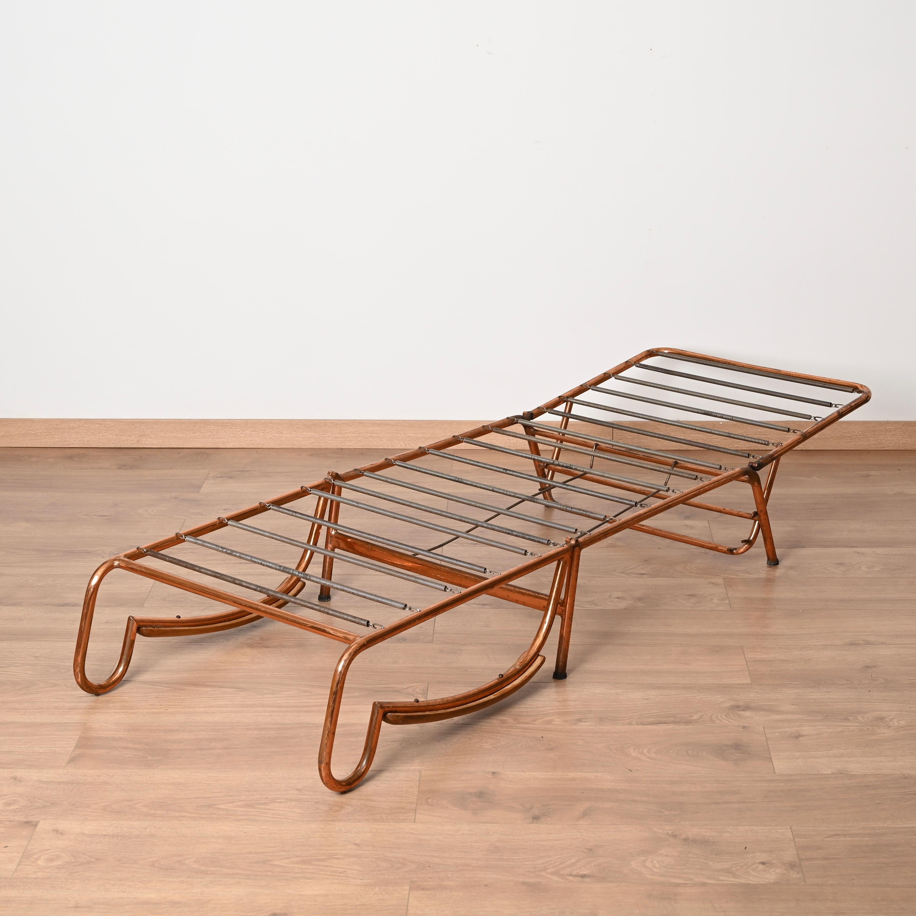 Bauhaus Copper and Walnut Adjustable Bed Armchair, Marcel Breuer, 1930s 4