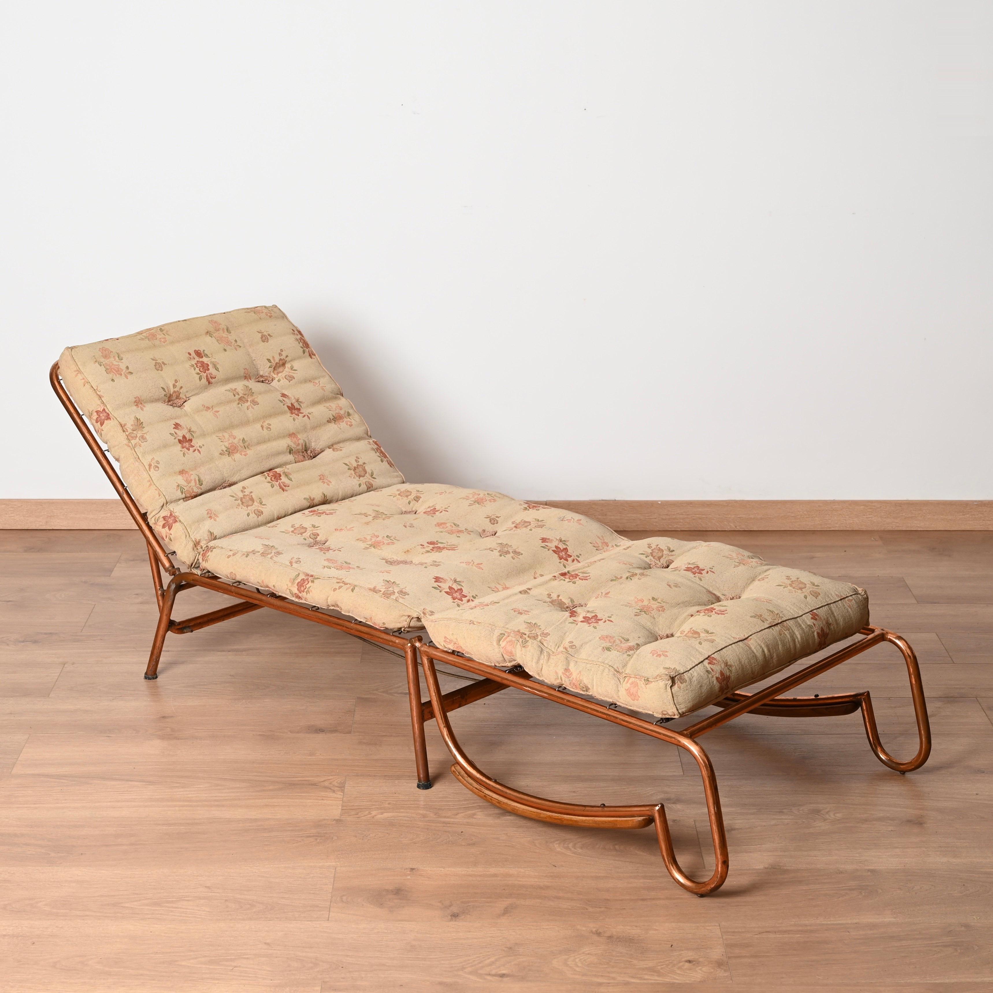 Bauhaus Copper and Walnut Adjustable Bed Armchair, Marcel Breuer, 1930s In Good Condition In Roma, IT