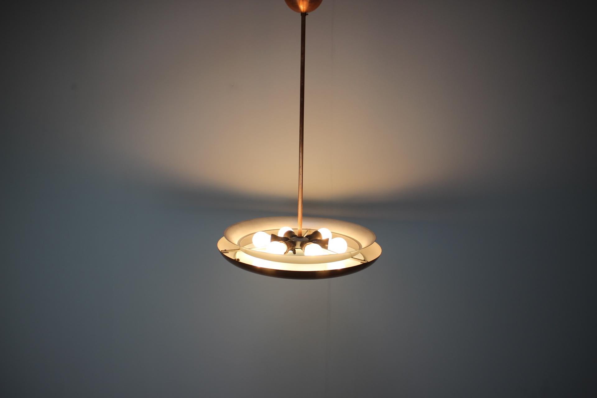 Lampadario in rame Bauhaus UFO di Josef Hurka, Cecoslovacchia, anni '30 in vendita 4