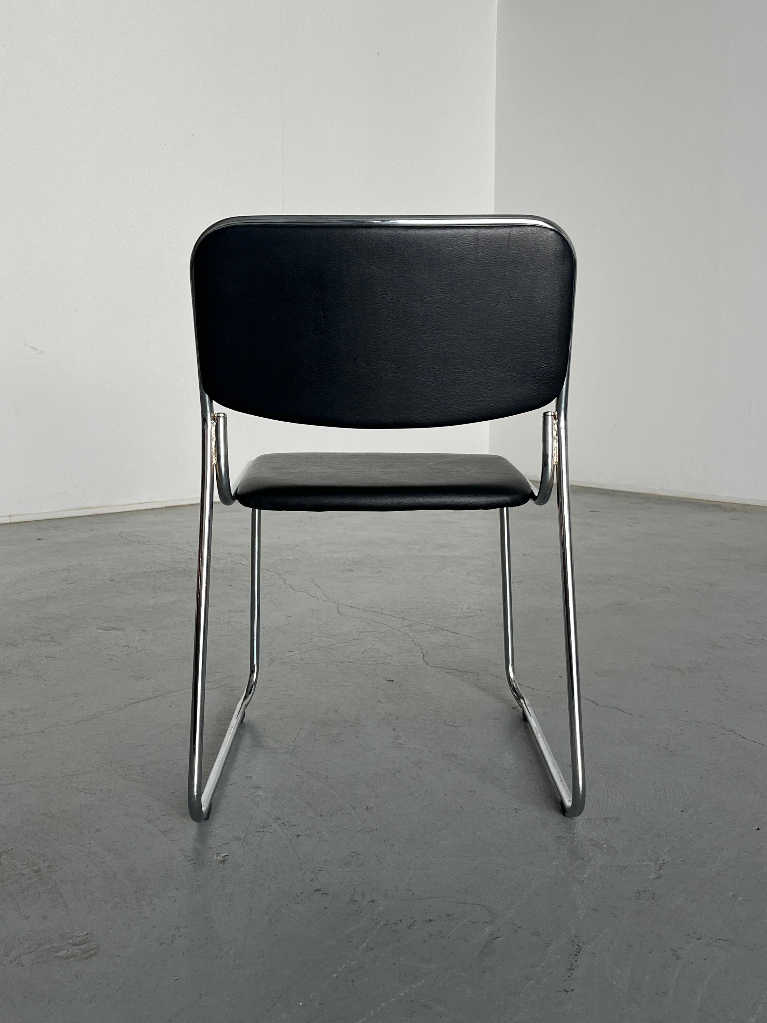 Late 20th Century Bauhaus Design Chromed Steel and Black Faux Leather Dining Chair, 1990s Italy