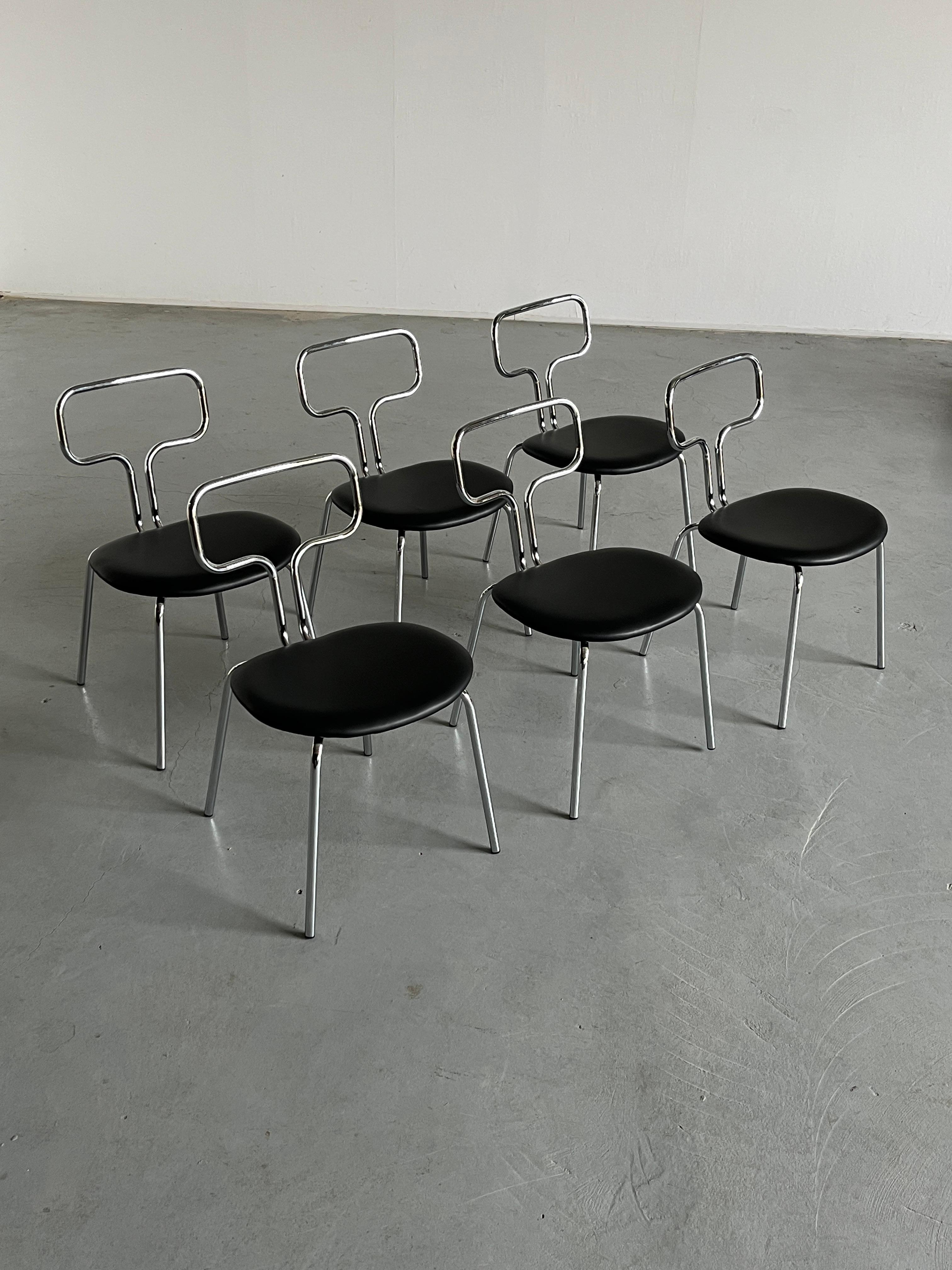 Bauhaus Design Curved Chrome Tubular Steel and Faux Leather Dining Chairs In Good Condition For Sale In Zagreb, HR