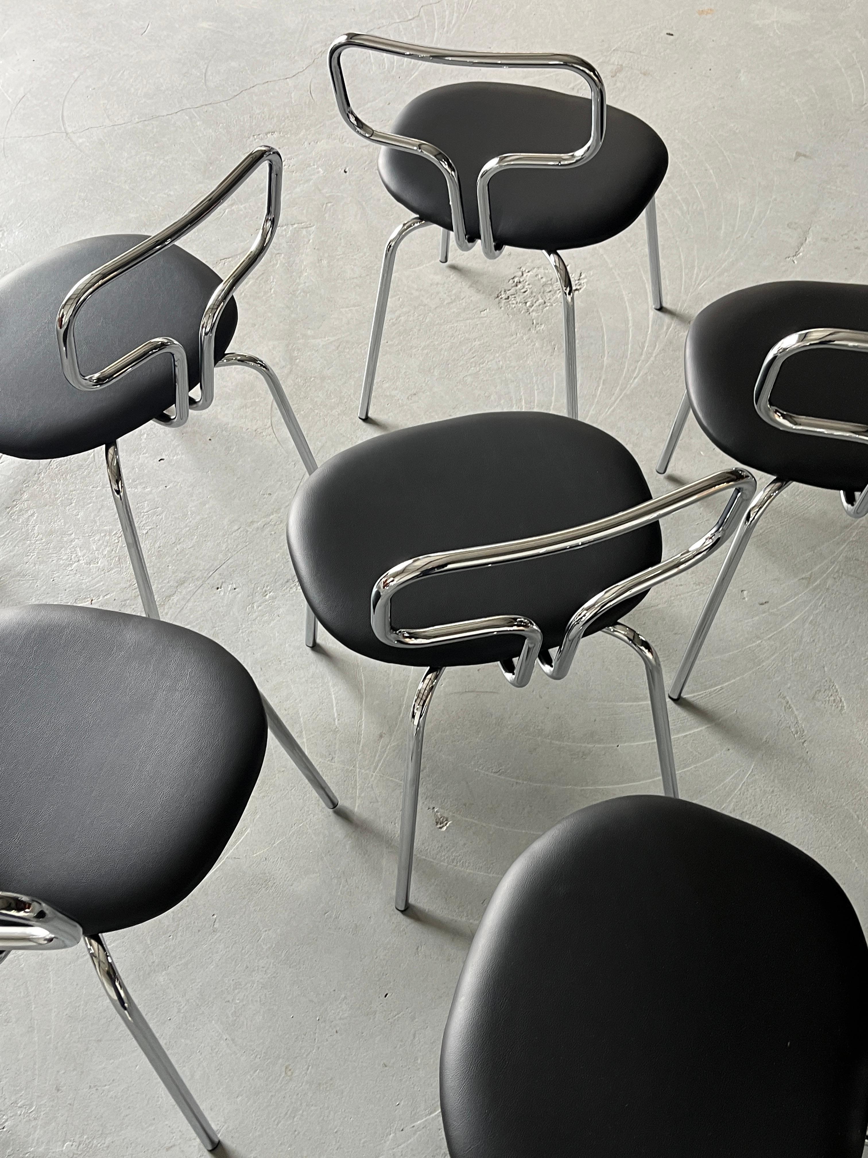 Bauhaus Design Curved Chrome Tubular Steel and Faux Leather Dining Chairs For Sale 4