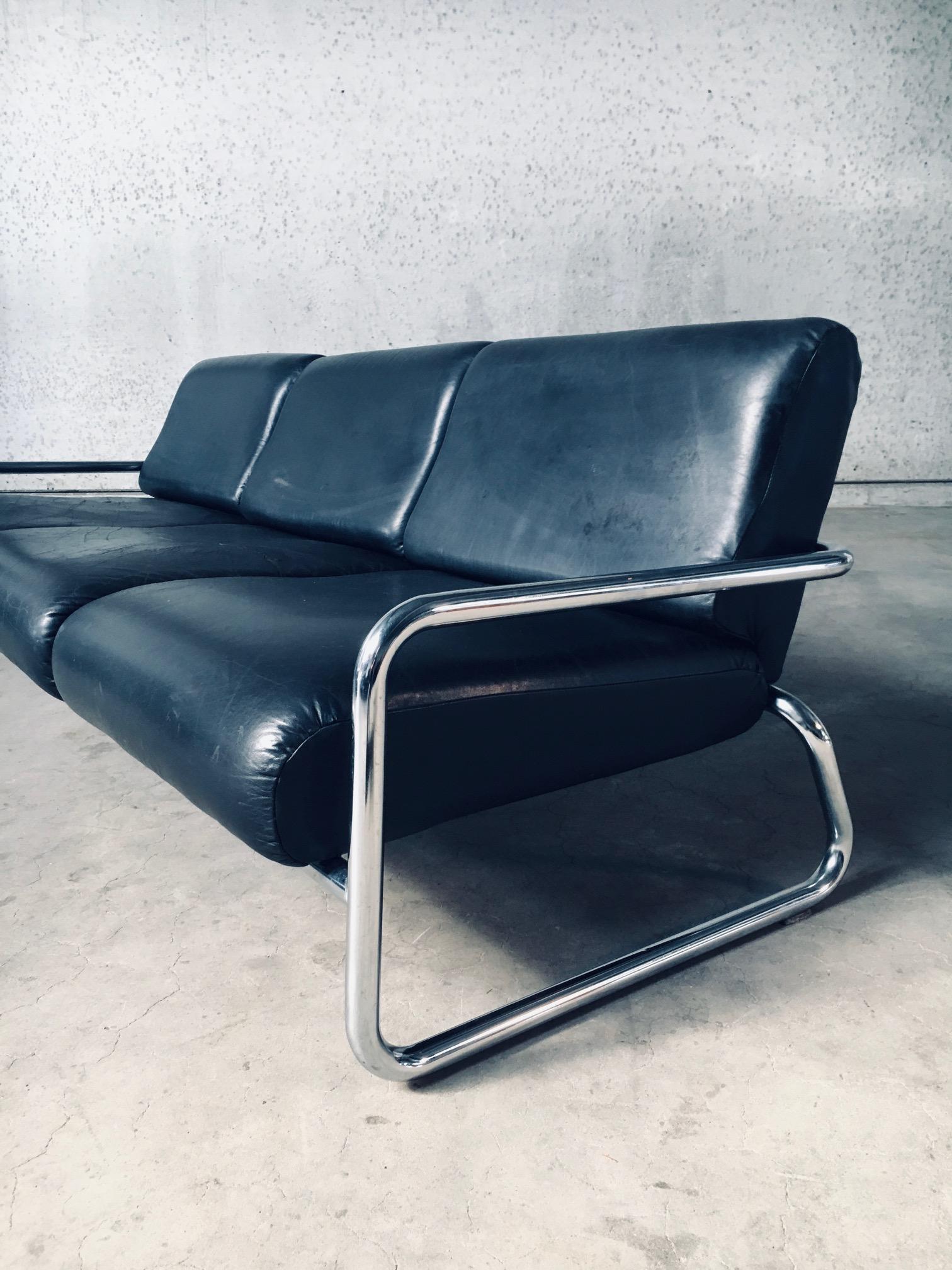 Bauhaus Design Tubular Steel & Leather 3 Seat Sofa, Germany 1950's 10