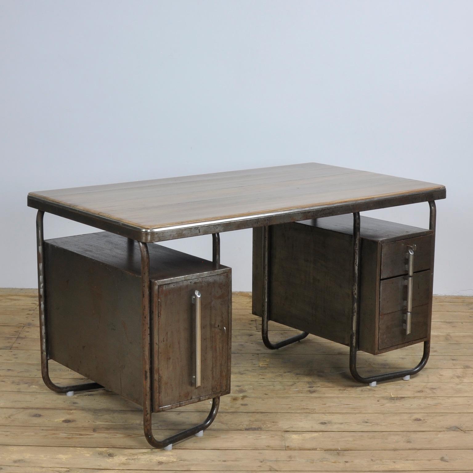Bauhaus Desk, 1930s 2