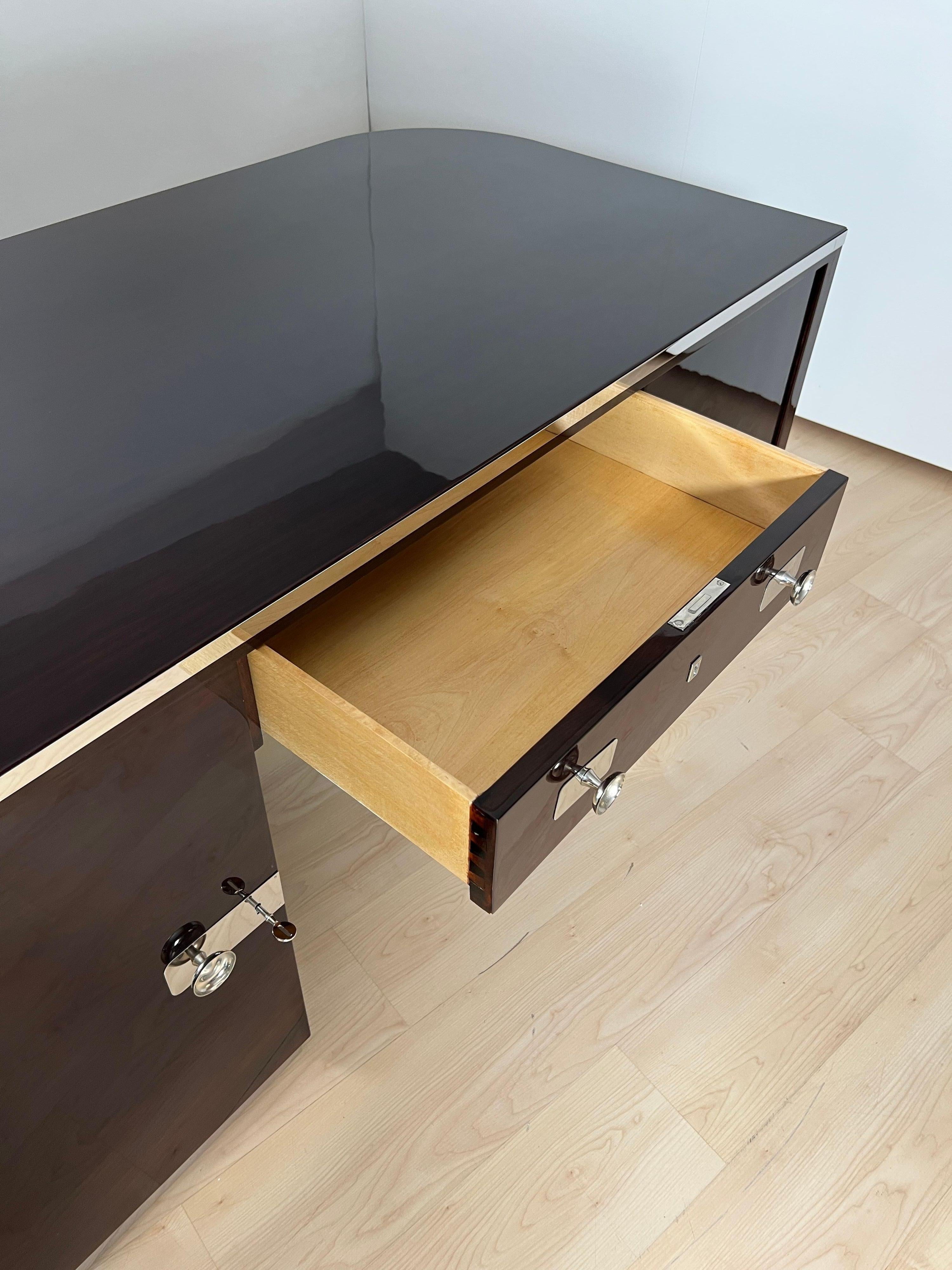 Bauhaus Desk by Erich Dieckmann, Rosewood, Lacquer, Maple, Germany circa 1925 For Sale 7