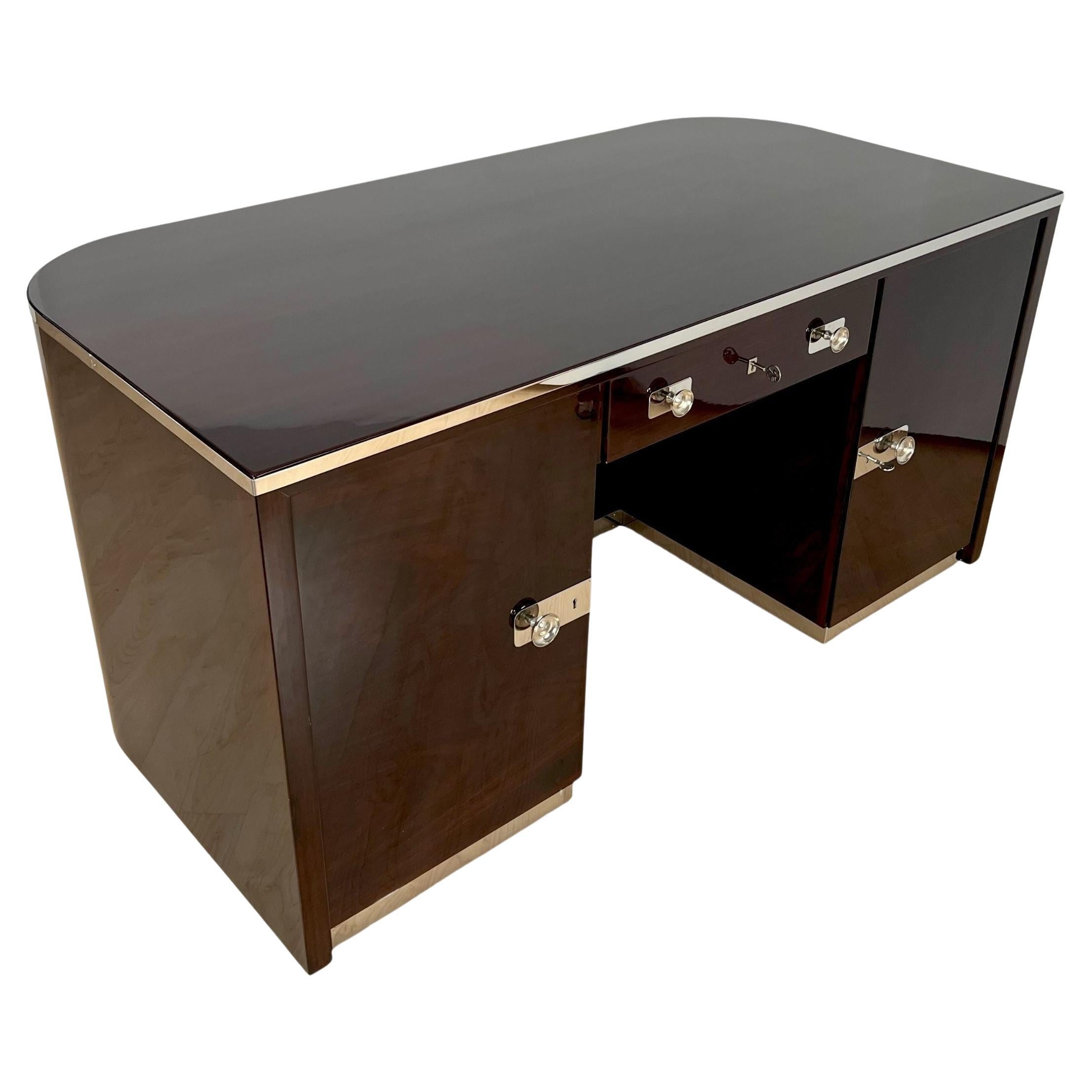 Bauhaus Desk by Erich Dieckmann, Rosewood, Lacquer, Maple, Germany circa 1925 For Sale