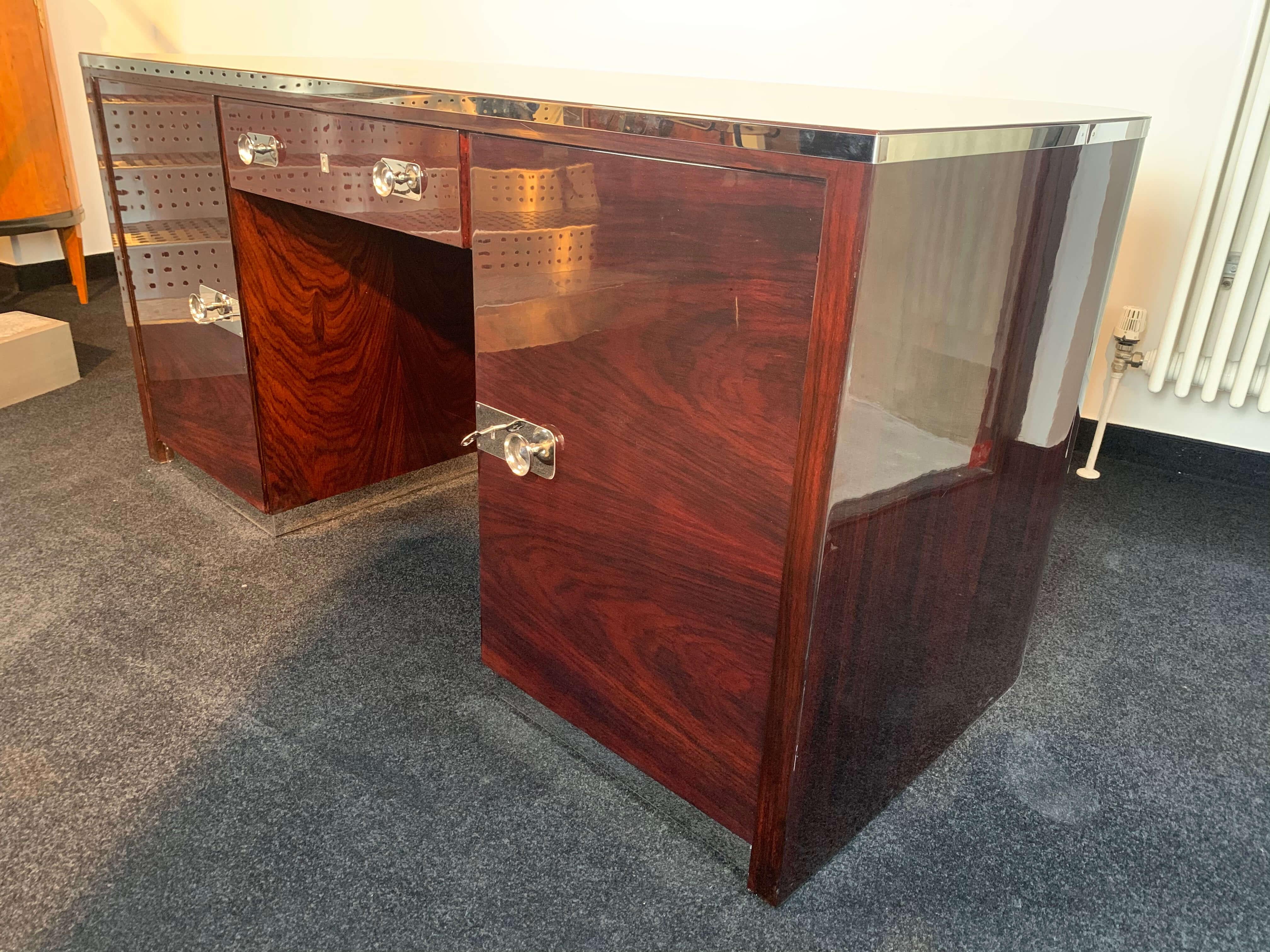 Lacquered Rosewood Desk by Erich Diekmann, Bauhaus, Germany, 1920s For Sale 3