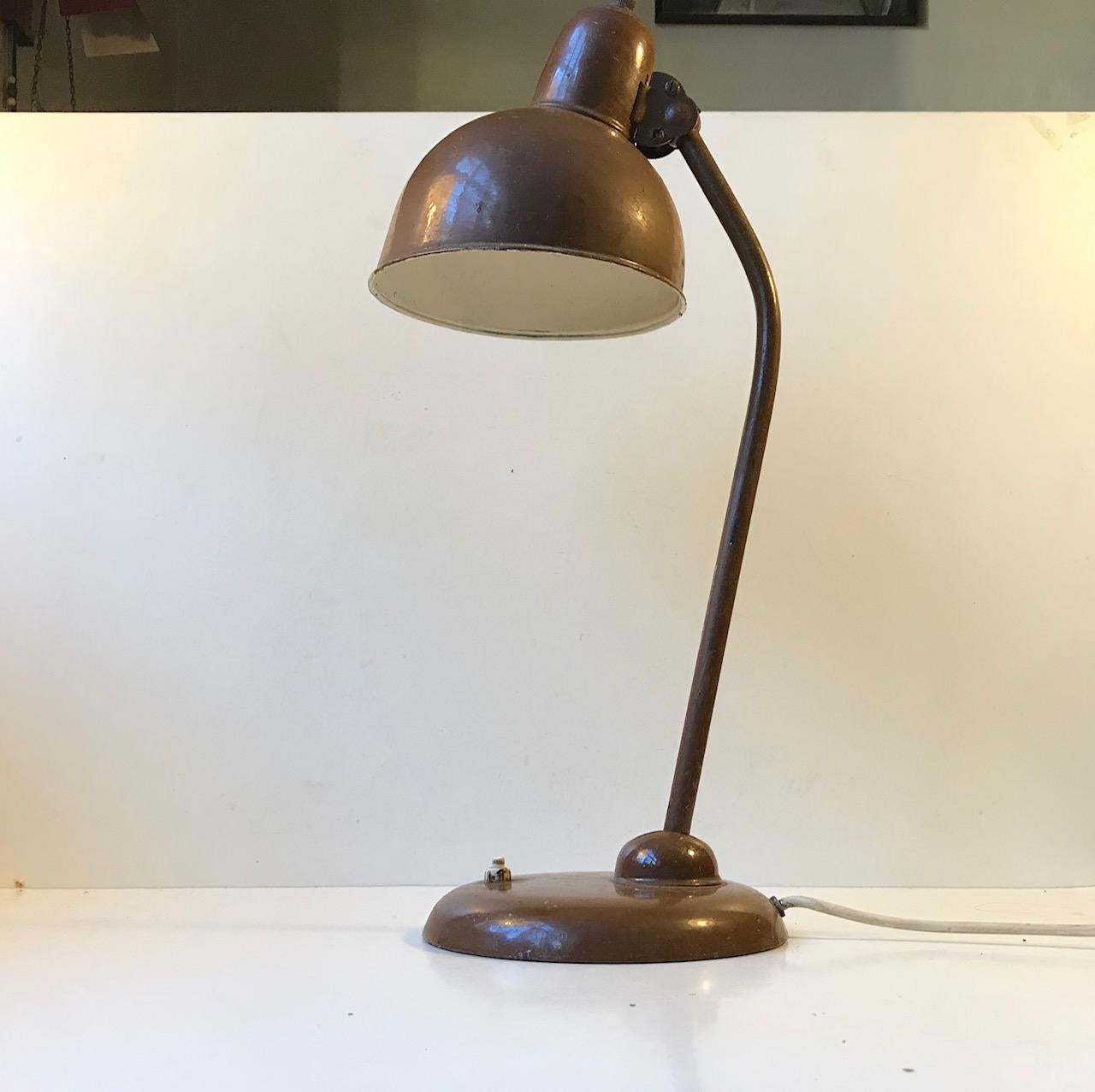 Allemand Lampe de bureau Bauhaus 6556 de Christian Dell pour Kaiser Idell, années 1930 en vente