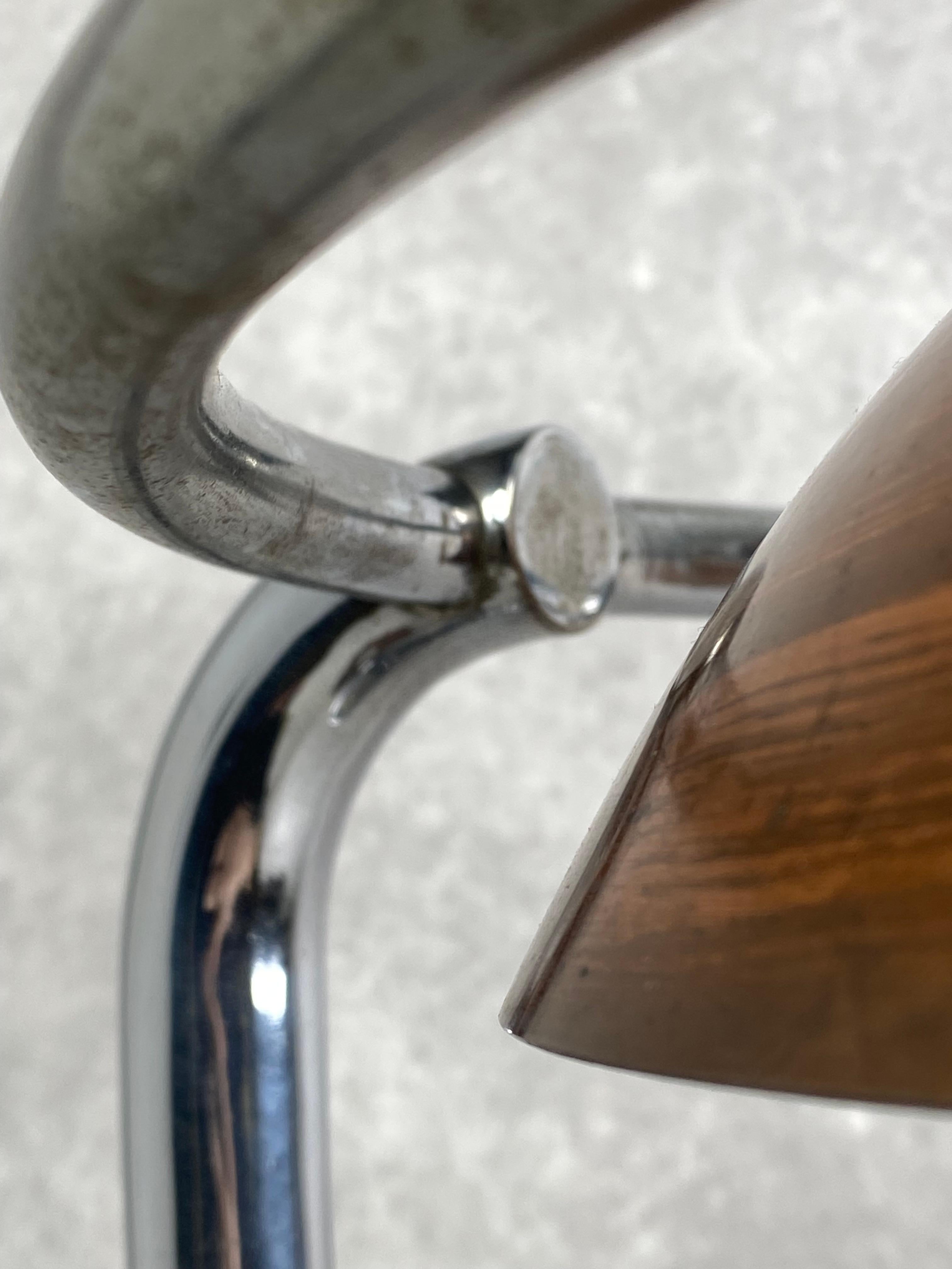 Bauhaus desk lamp For Sale 9