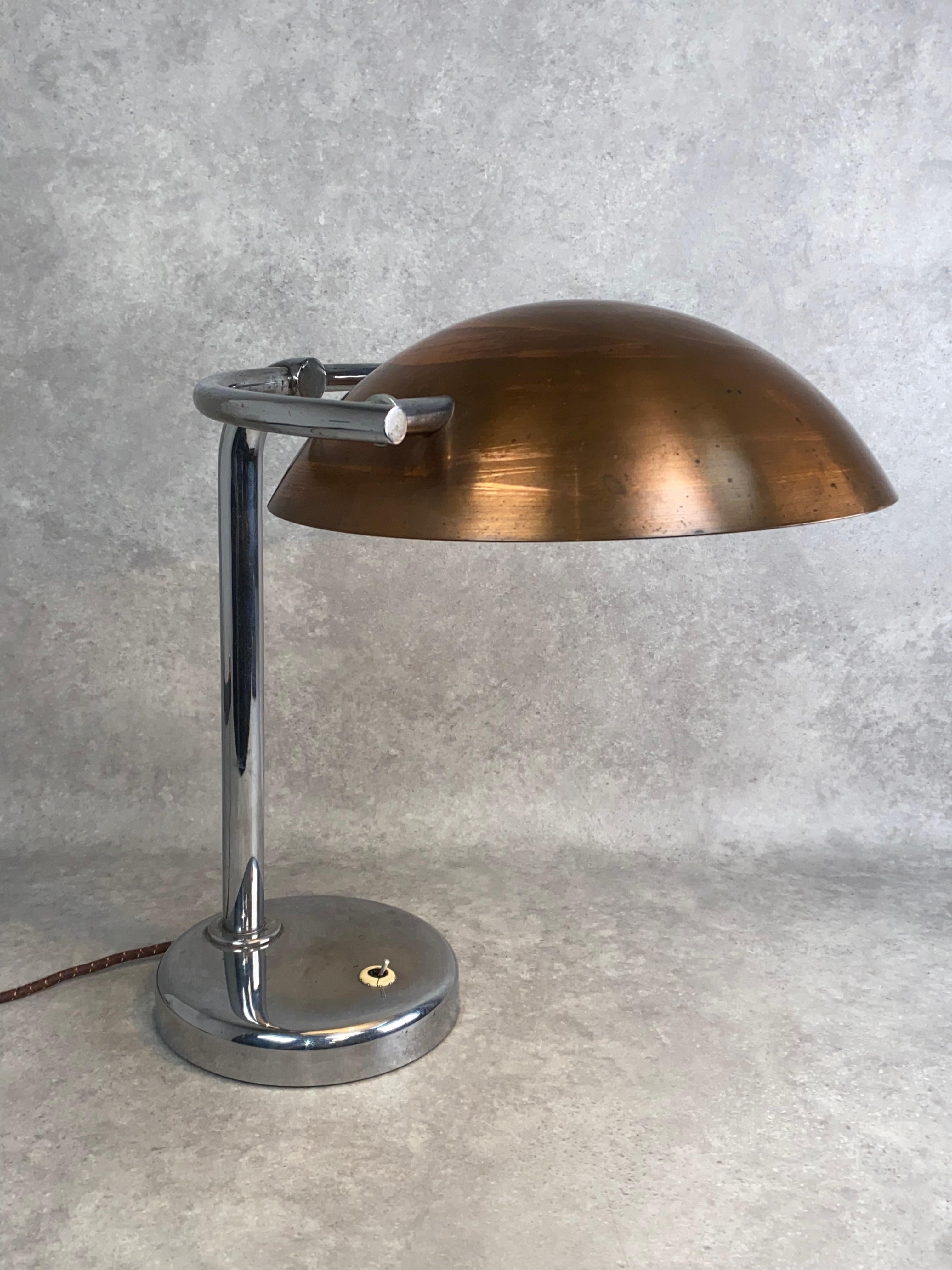 Bauhaus desk lamp in very nice original cndition with signs of use.