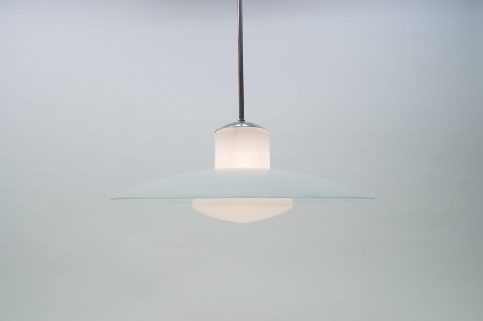 Bauhaus Double Opal and Frosted Glass Shade Ceiling Lamp from Doria, 1940s In Good Condition For Sale In Nürnberg, Bayern