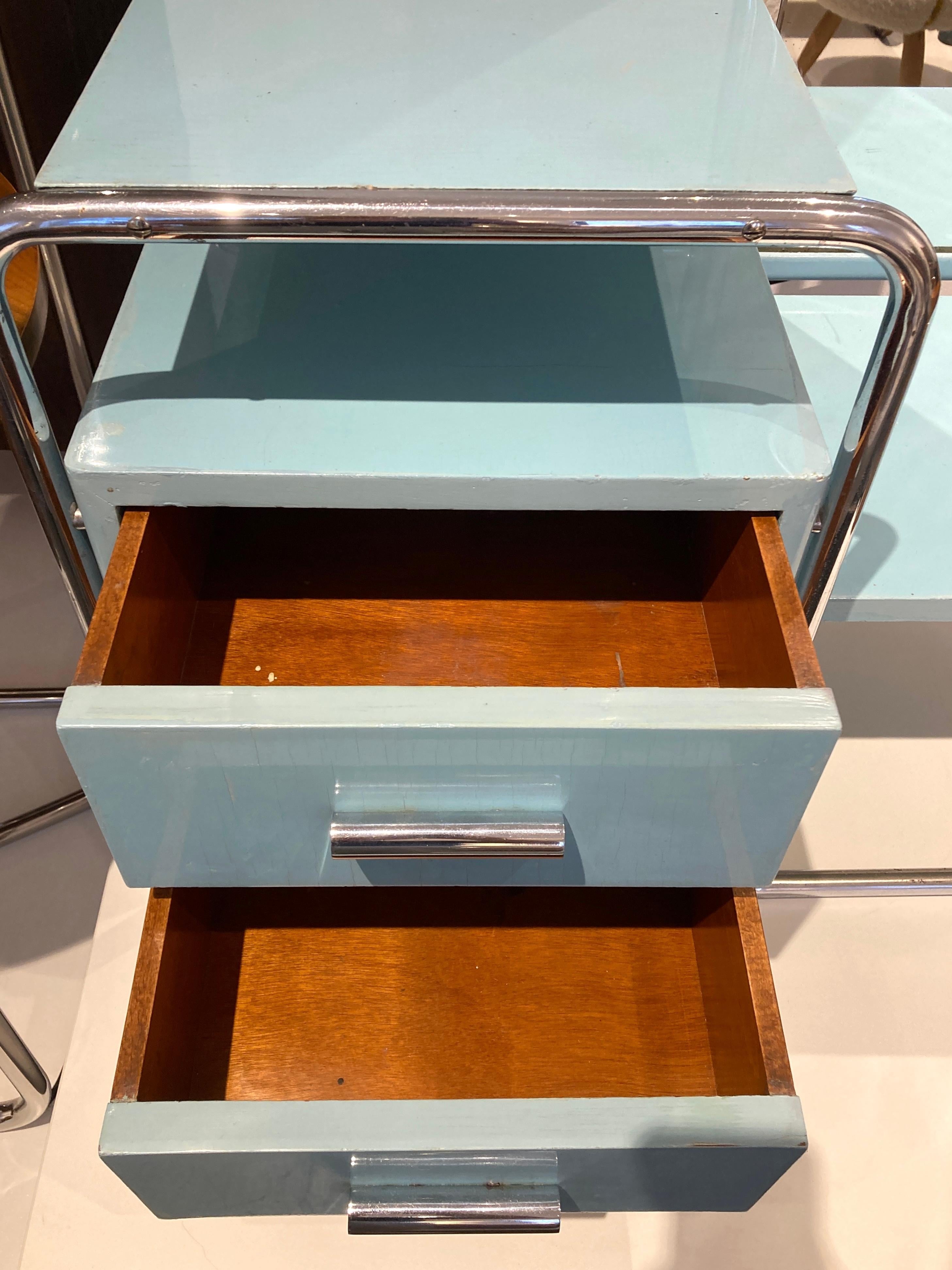 20ième siècle Miroir coiffeuse Bauhaus tchèque Mücke Melder 1930s en vente