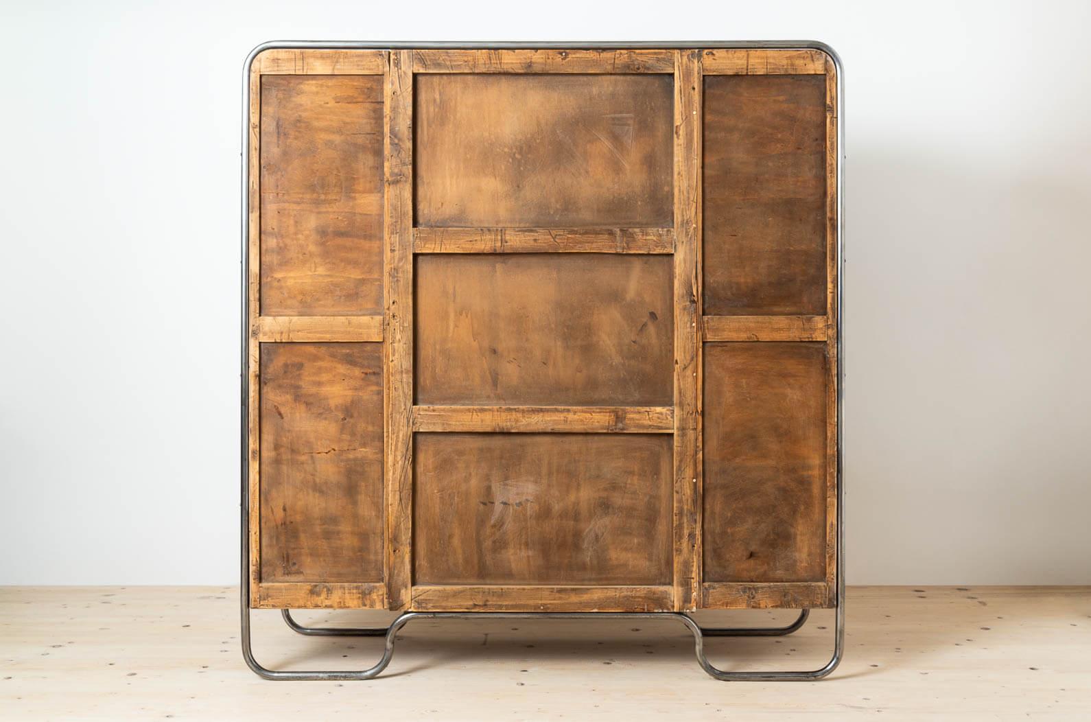 Bauhaus Era Bookcase, Tubular Steel Base, Walnut Veneer, 1930s For Sale 6