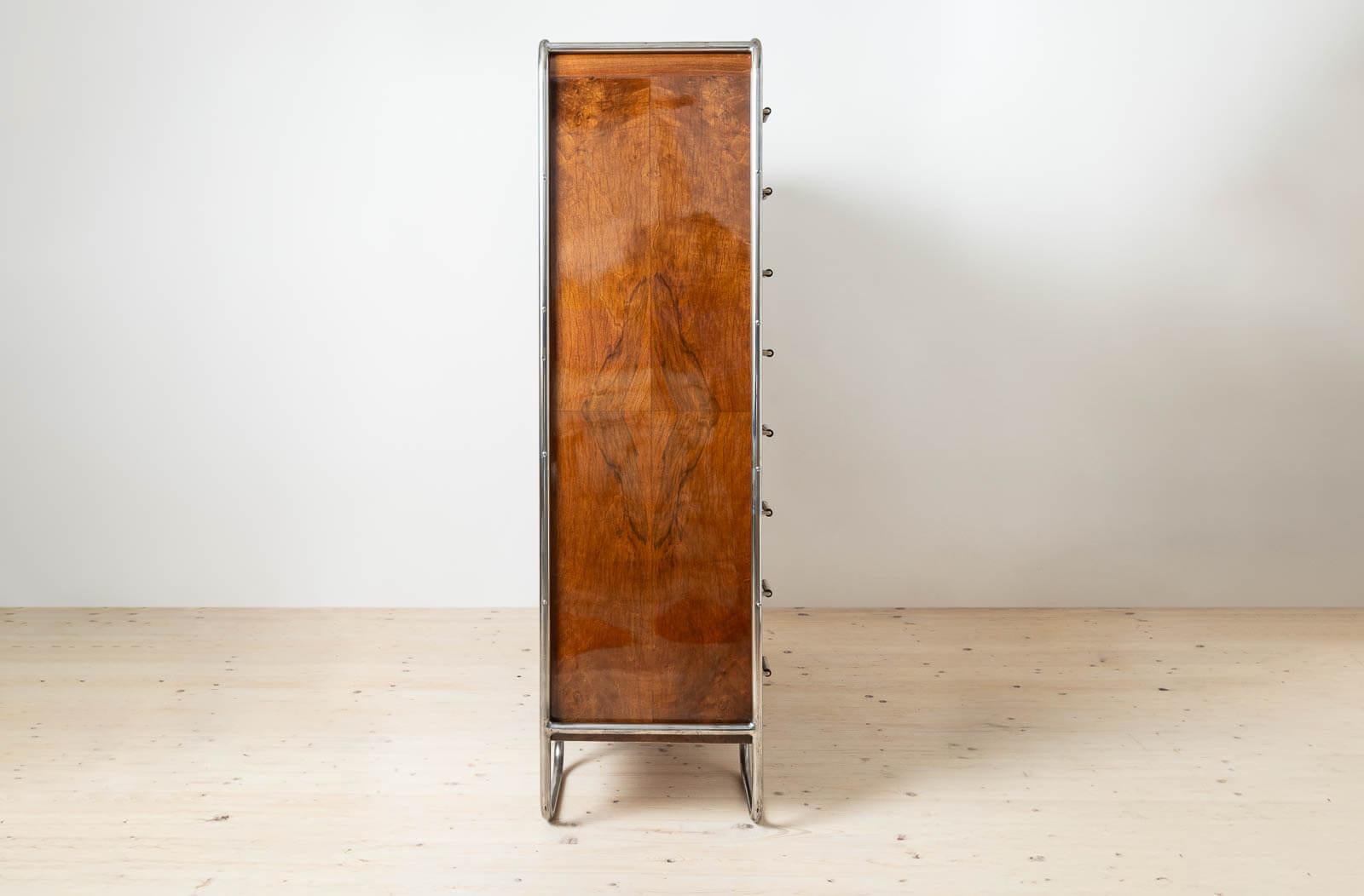Bauhaus Era Bookcase, Tubular Steel Base, Walnut Veneer, 1930s In Good Condition For Sale In Wrocław, Poland