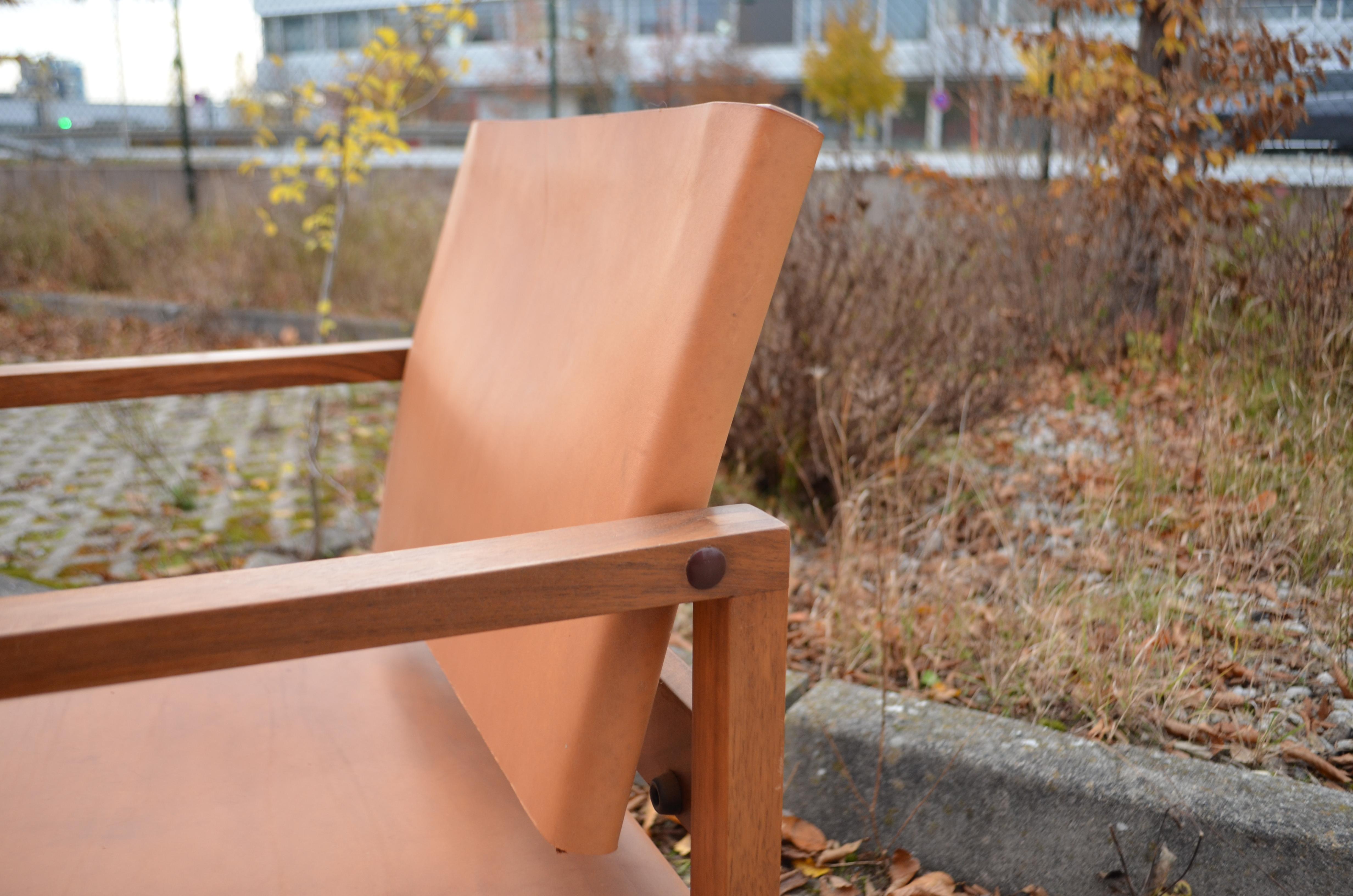 Bauhaus Era Minimalist Modernist Cognac Saddle Leather Lounge Chair Armchair For Sale 5