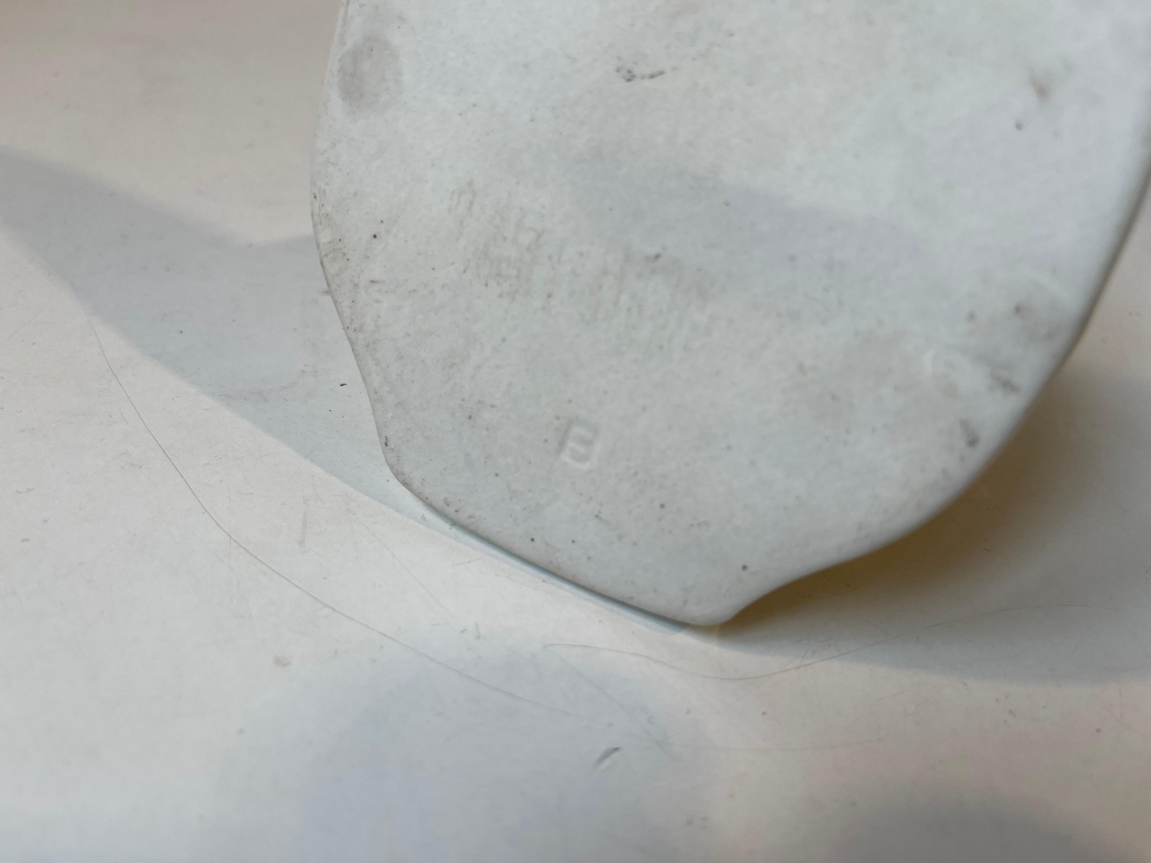 Glazed Bauhaus Era Wall Mounted Cigar Ashtray in Porcelain, 1930s