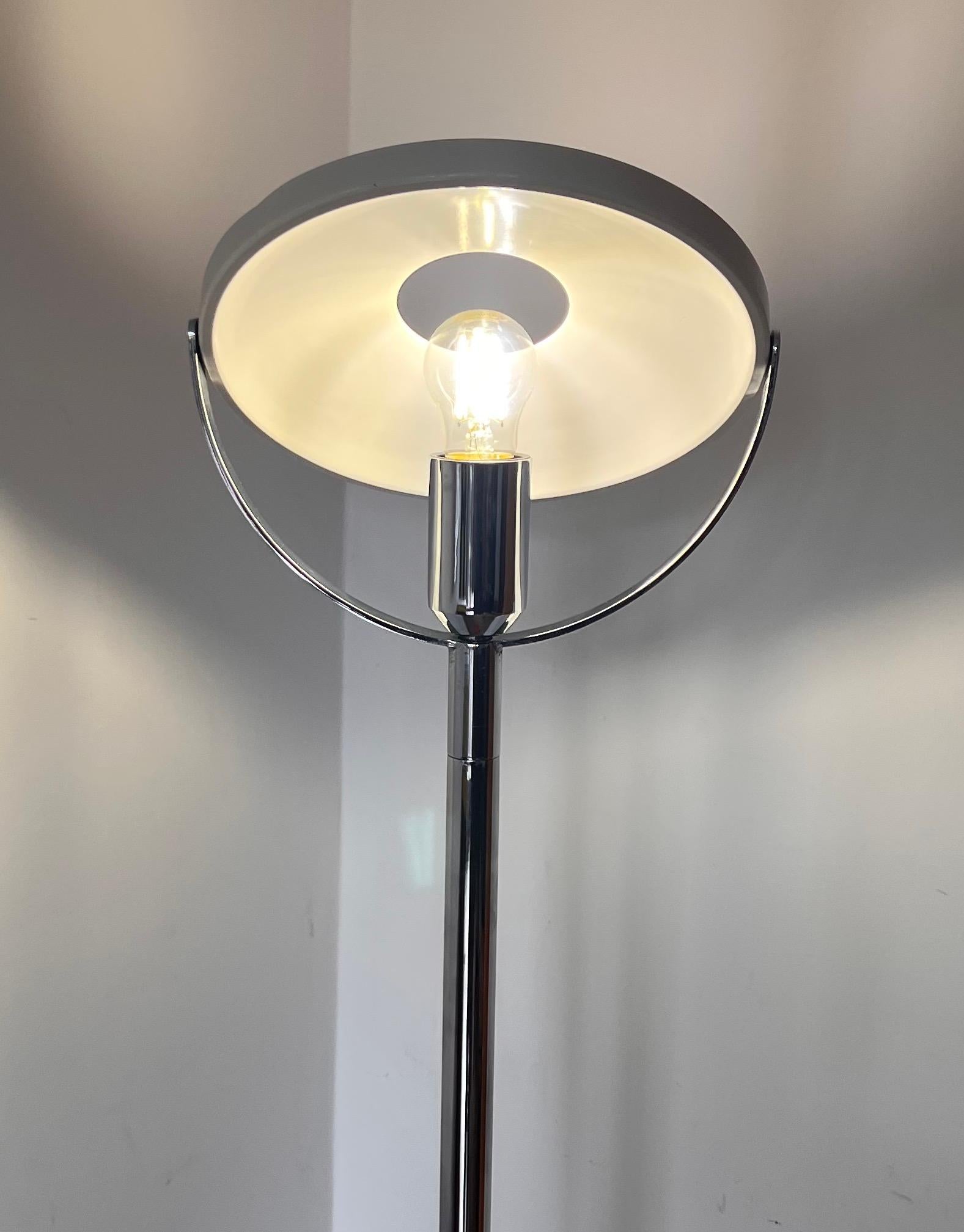 Bauhaus Floor Lamp by Carl Jakob Jucker for Imago Dp, Weimar For Sale 2