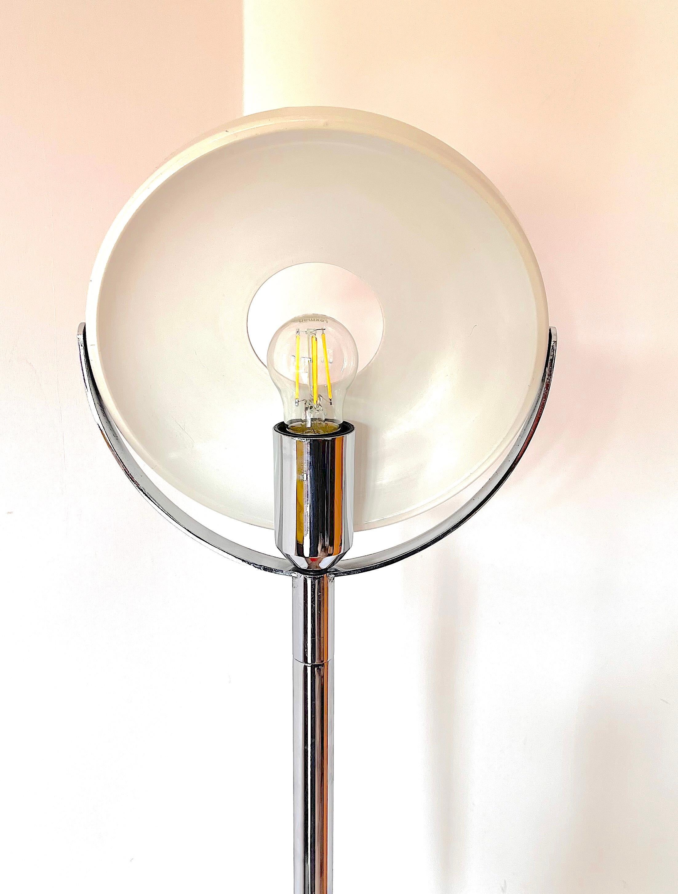 Bauhaus Floor Lamp by Carl Jakob Jucker for Imago Dp, Weimar For Sale 6