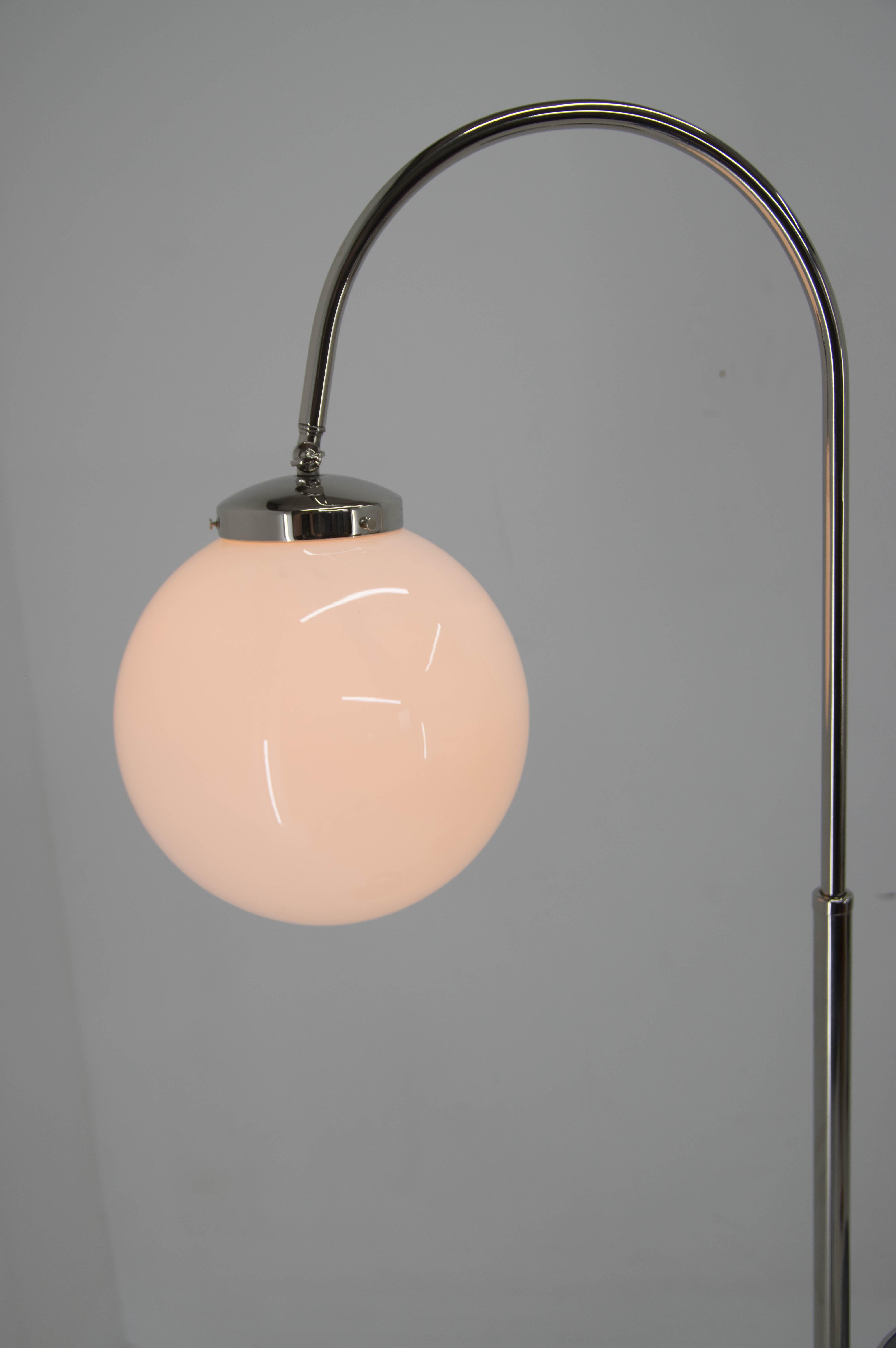 Bauhaus Floor Lamp by Halabala, 1940s, Restored For Sale 3