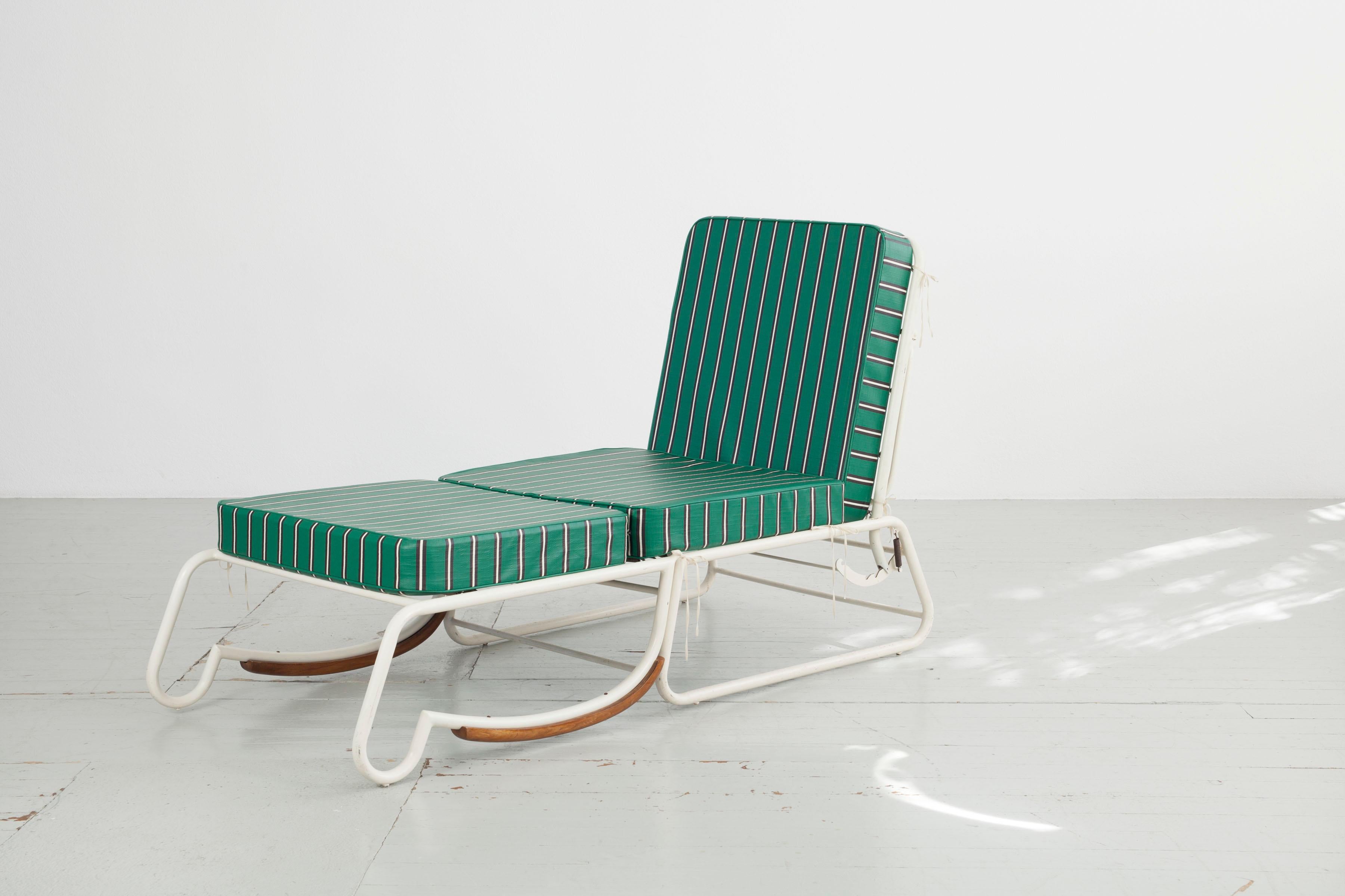 Mid-Century Modern Bauhaus Folding Chair, Daybed, Germany 1930s For Sale