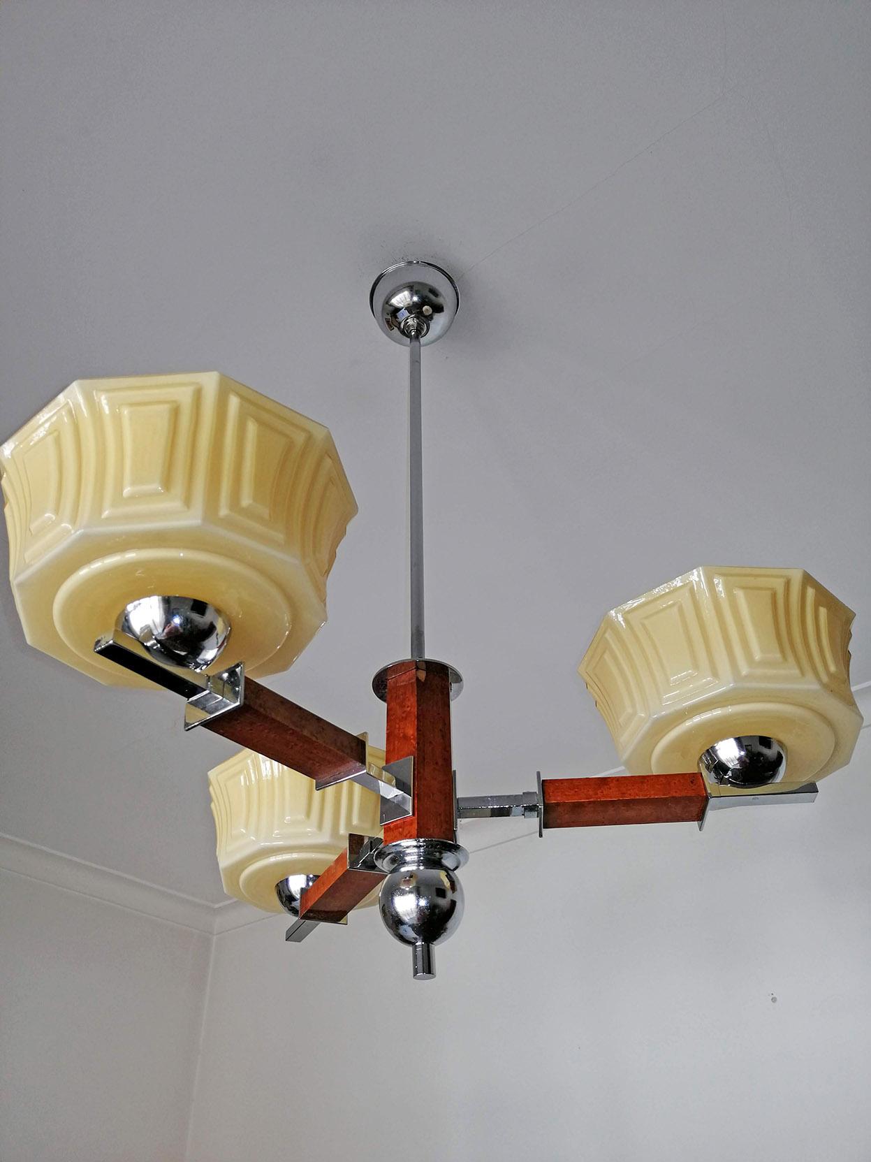 Mid-20th Century Bauhaus French Art Deco Opaline Amber Glass Shades Chrome and Wood Chandelier For Sale