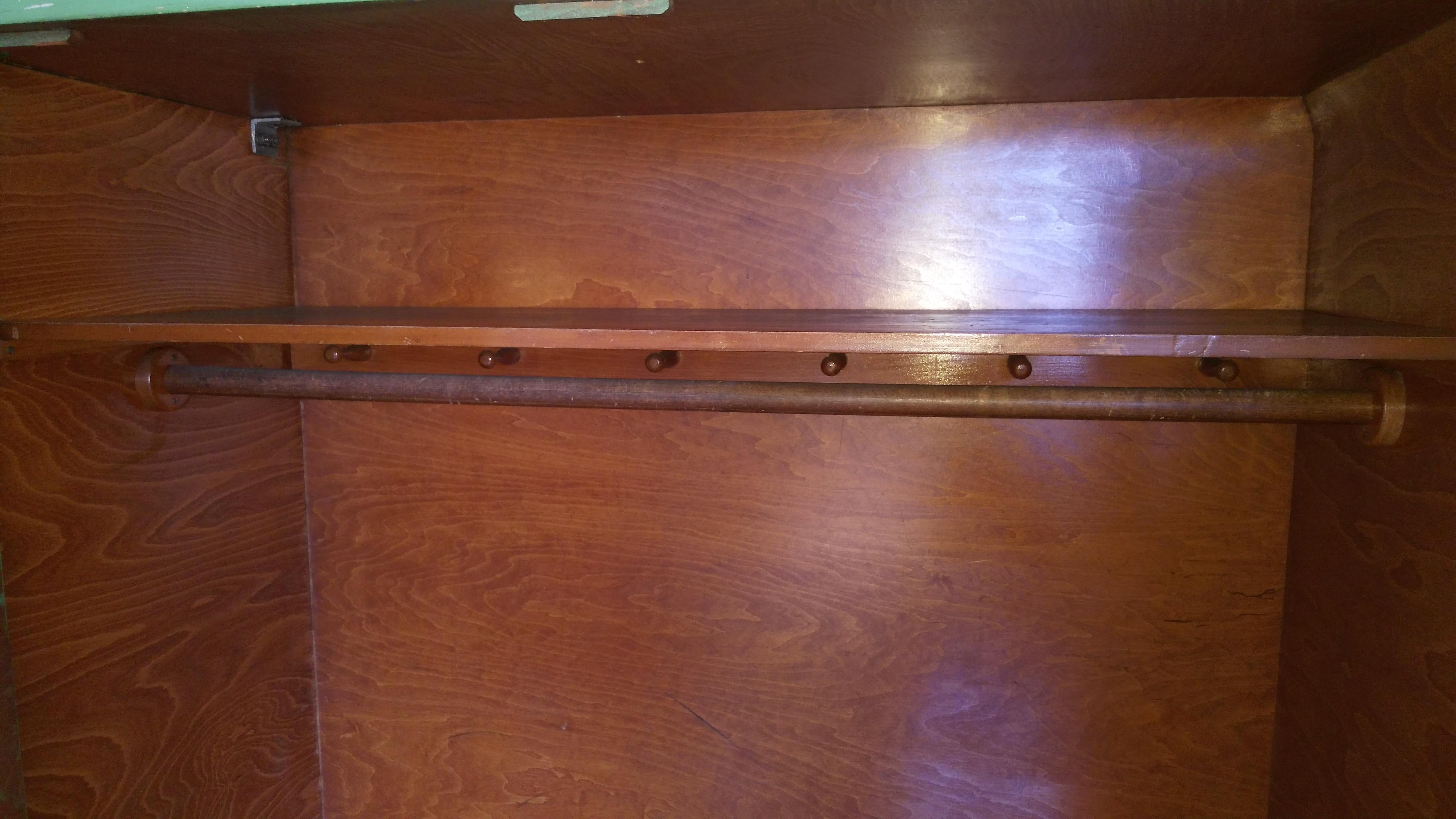 Armoire fonctionnelle Bauhaus de Rudolf Vichr, années 1930 en vente 1