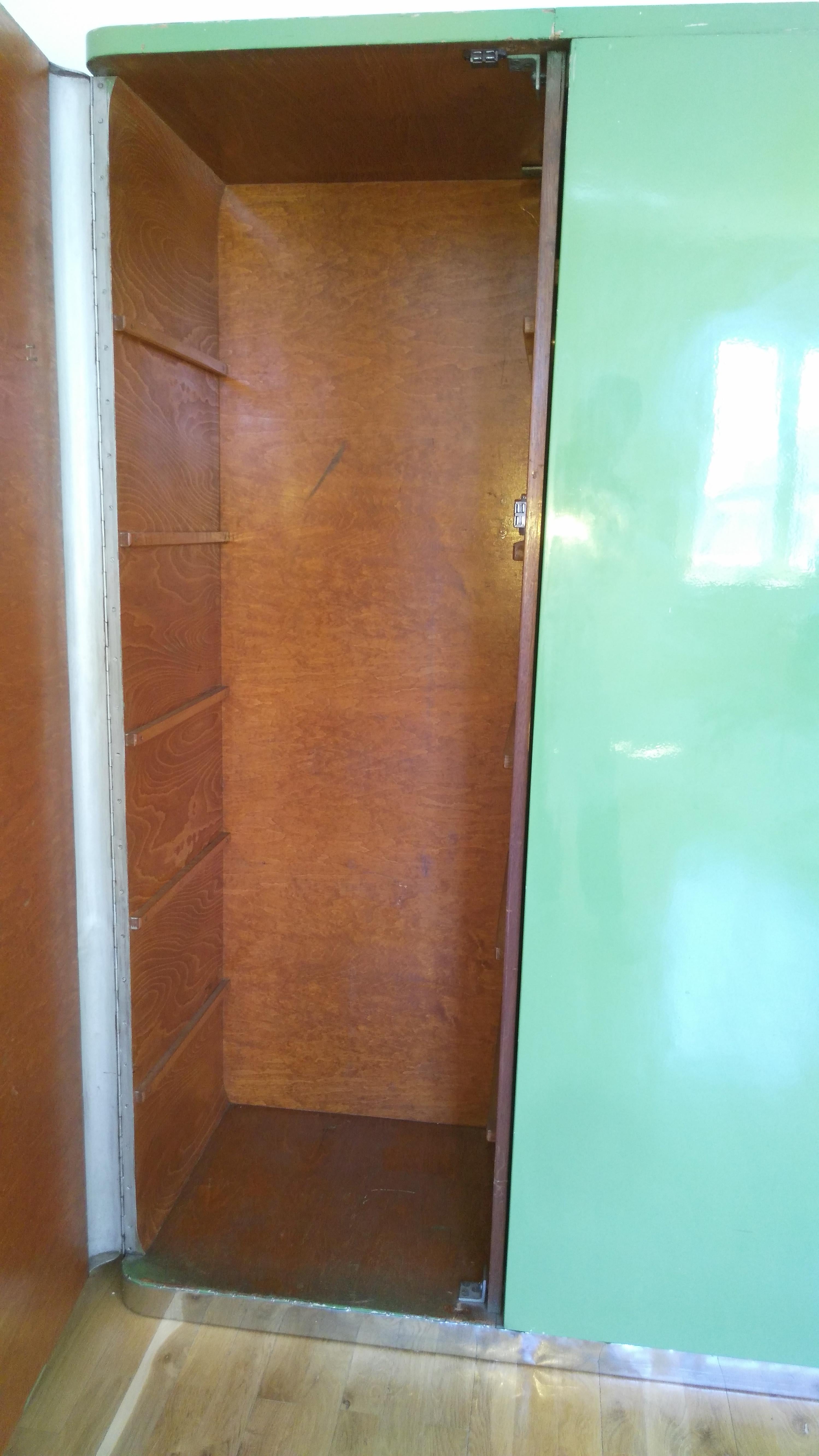 Armoire fonctionnelle Bauhaus de Rudolf Vichr, années 1930 en vente 2