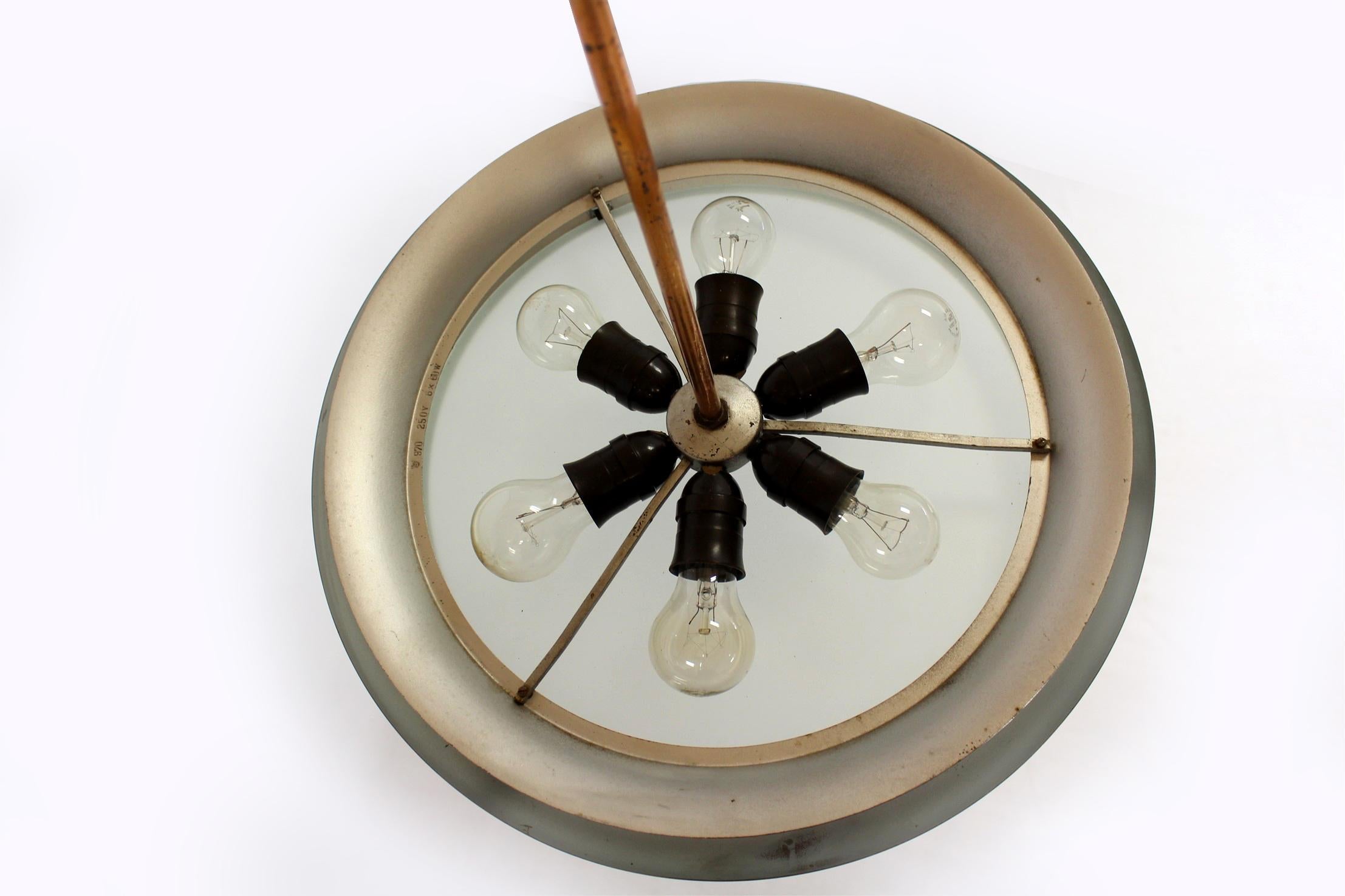 Lampada a sospensione Ufo funzionalista Bauhaus di Josef Hurka per Napako, anni '30 in vendita 5
