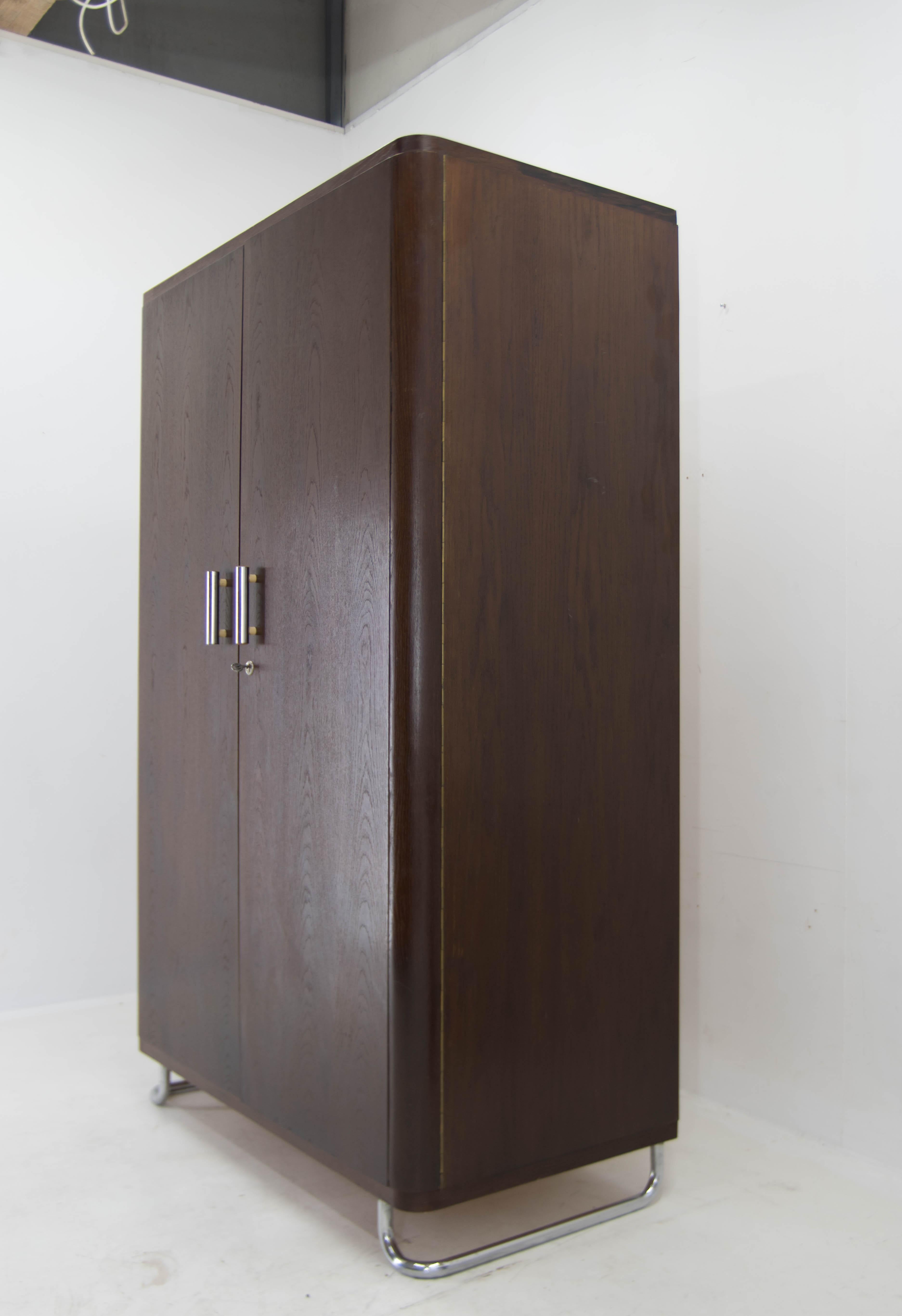 Armoire fonctionnelle de Hynek Gottwald, années 1930 Bon état à Praha, CZ