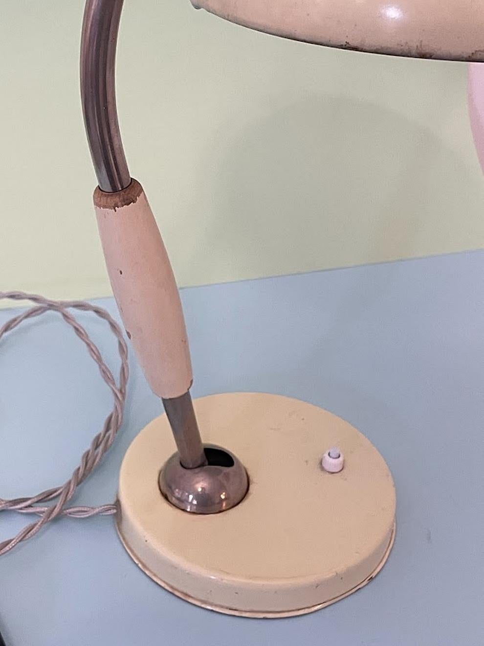 Bauhaus-Schreibtischlampe von  Christian Dell  Koranda Austria 1950 (Mitte des 20. Jahrhunderts) im Angebot