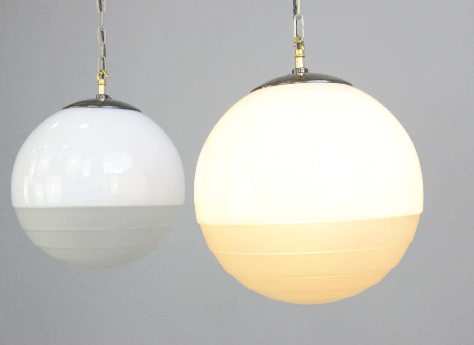 Bauhaus Globe Lights by August Walther and Sohne, circa 1930s 2