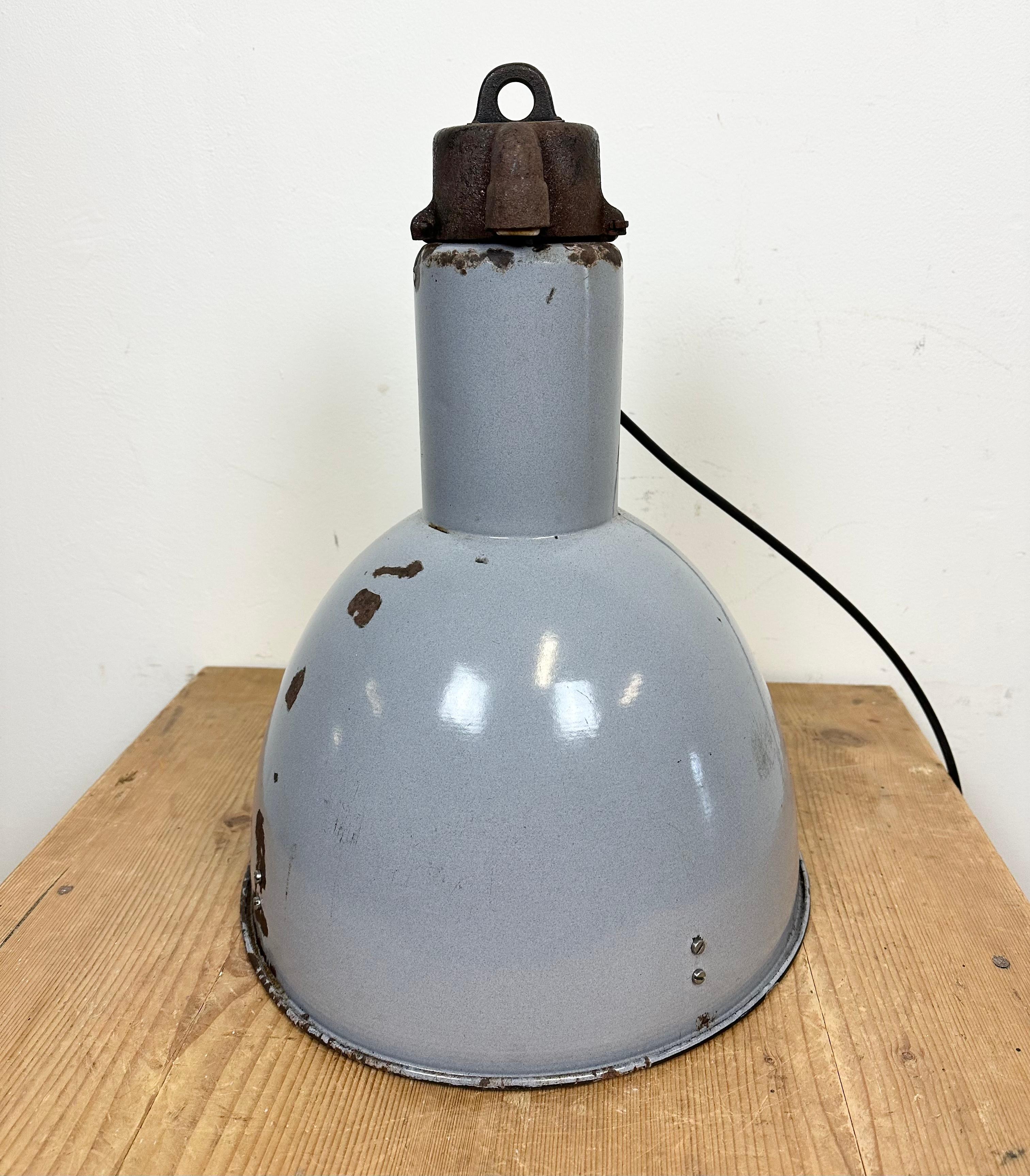 Bauhaus Grey Enamel Industrial Pendant Lamp, 1950s For Sale 9
