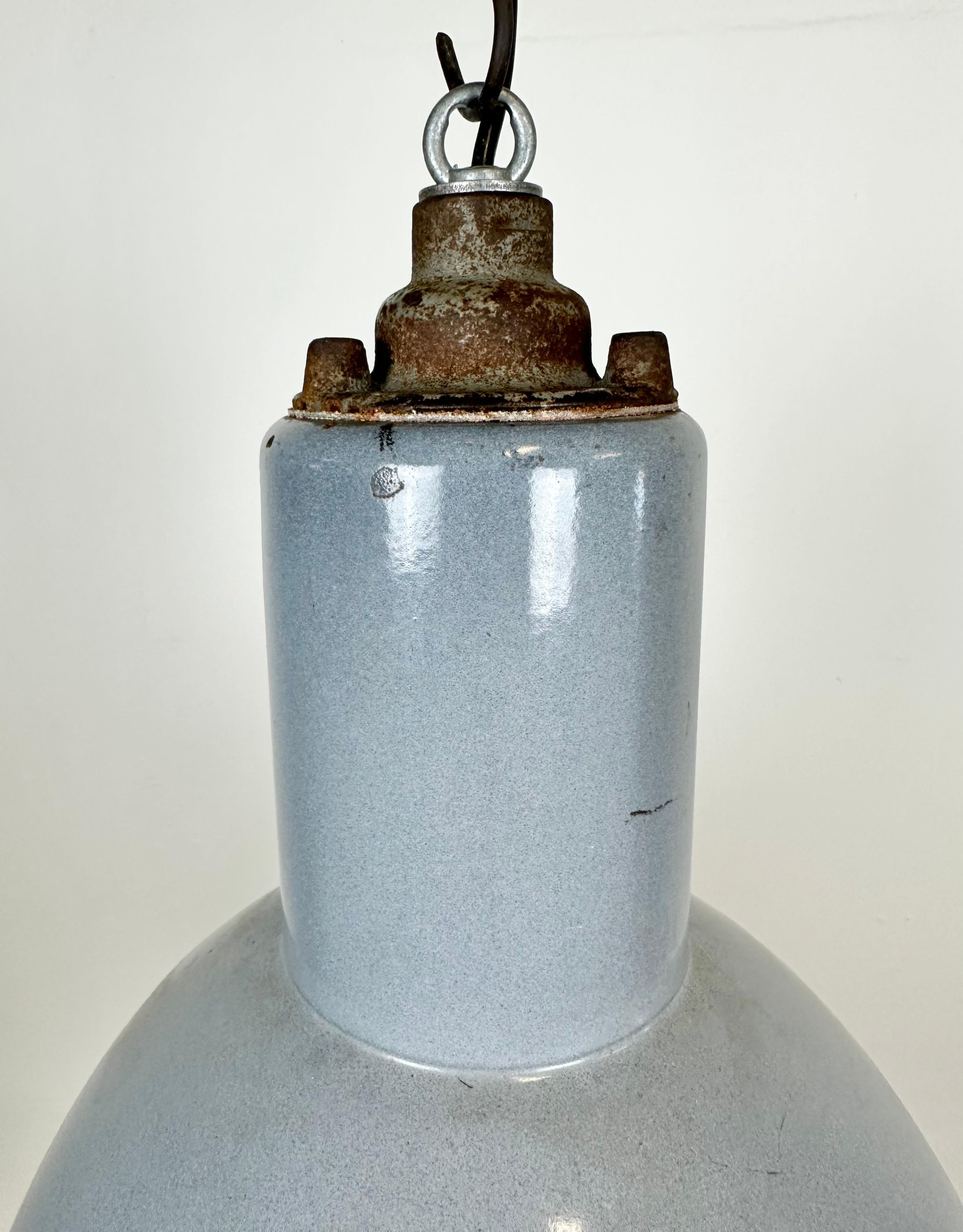 Bauhaus Grey Enamel Industrial Pendant Lamp, 1950s In Good Condition For Sale In Kojetice, CZ