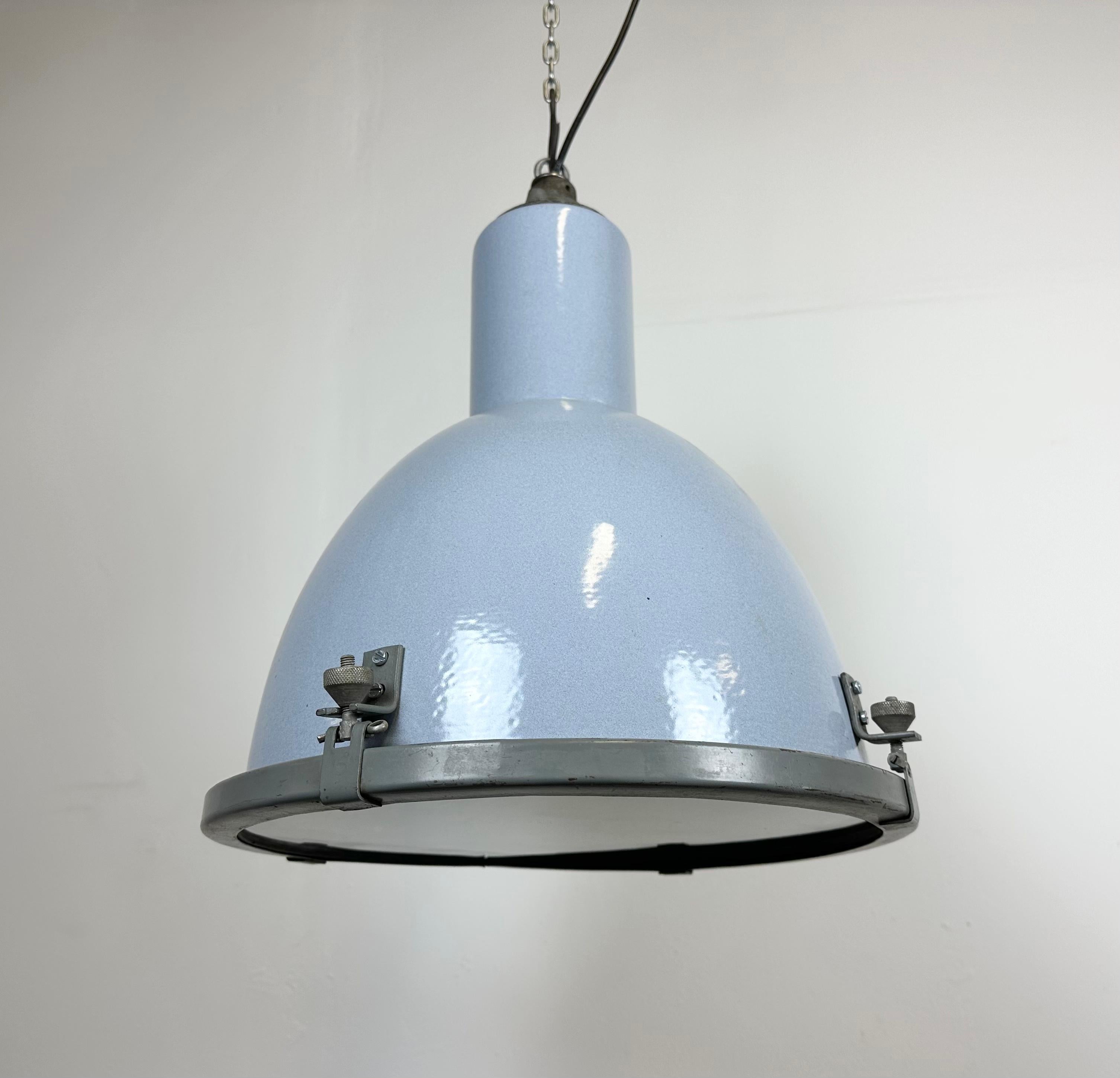 Bauhaus Grey Enamel Industrial Pendant Lamp with Glass Cover, 1950s For Sale 5