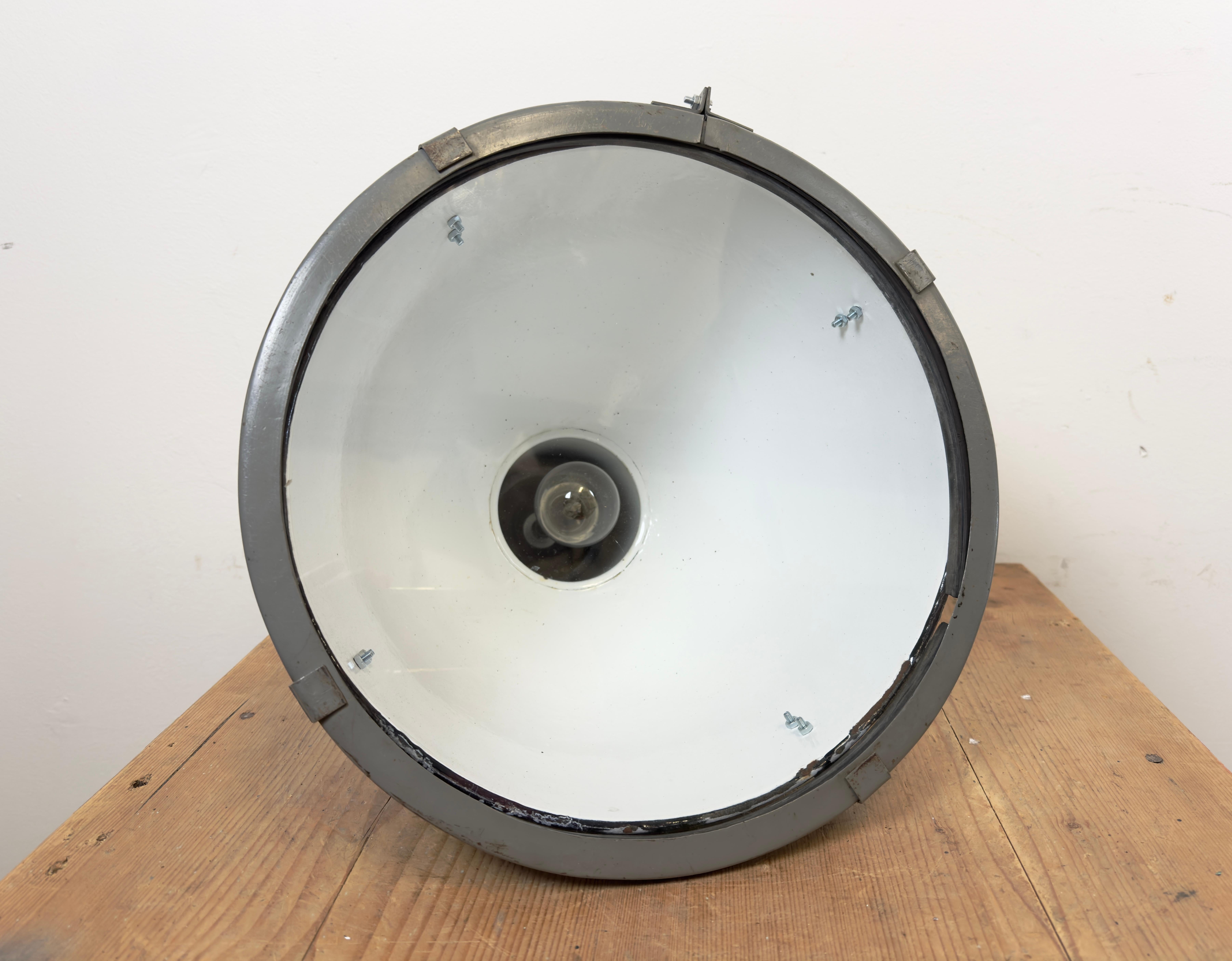 Bauhaus Grey Enamel Industrial Pendant Lamp with Glass Cover, 1950s For Sale 9