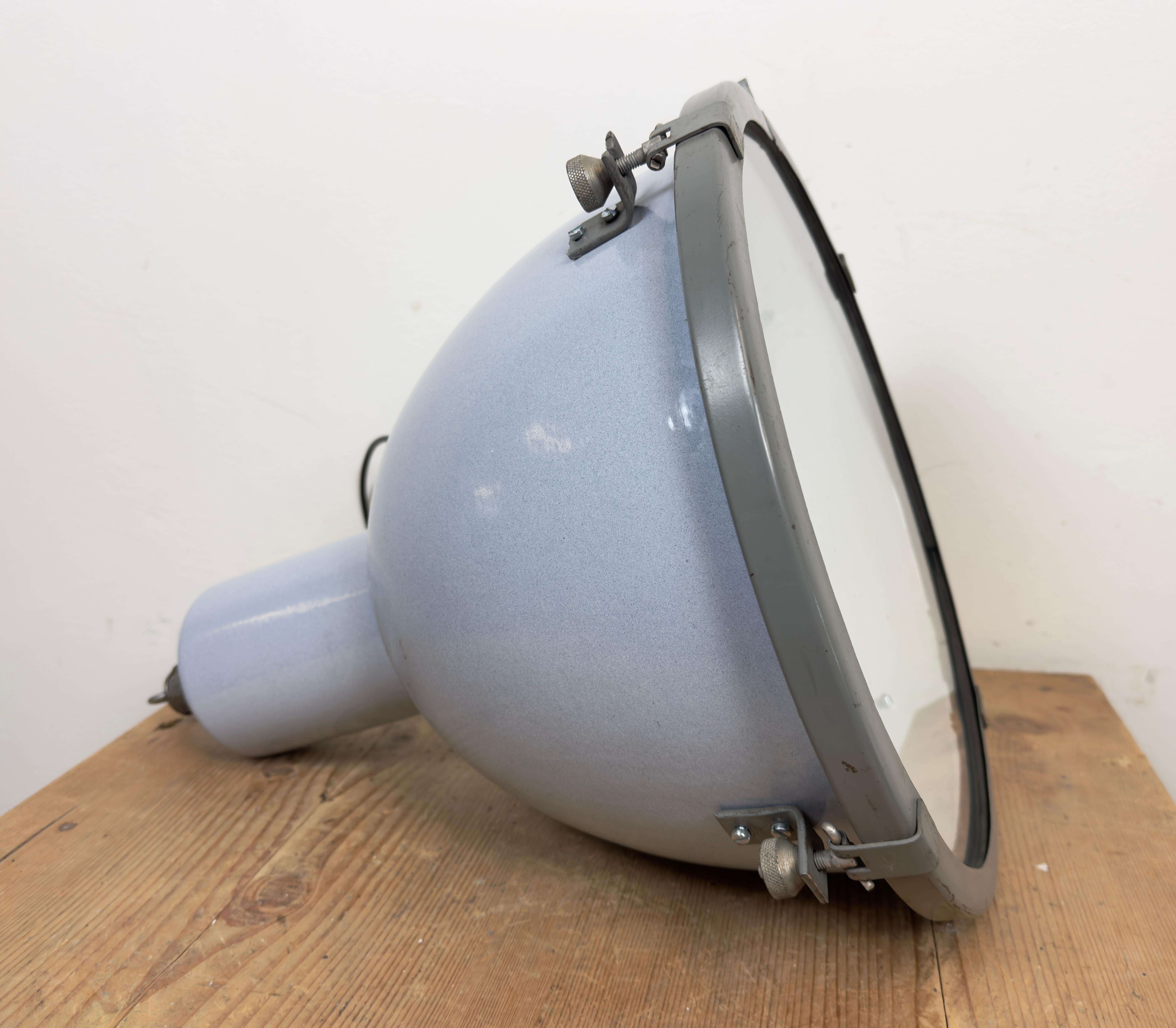 Bauhaus Grey Enamel Industrial Pendant Lamp with Glass Cover, 1950s For Sale 10