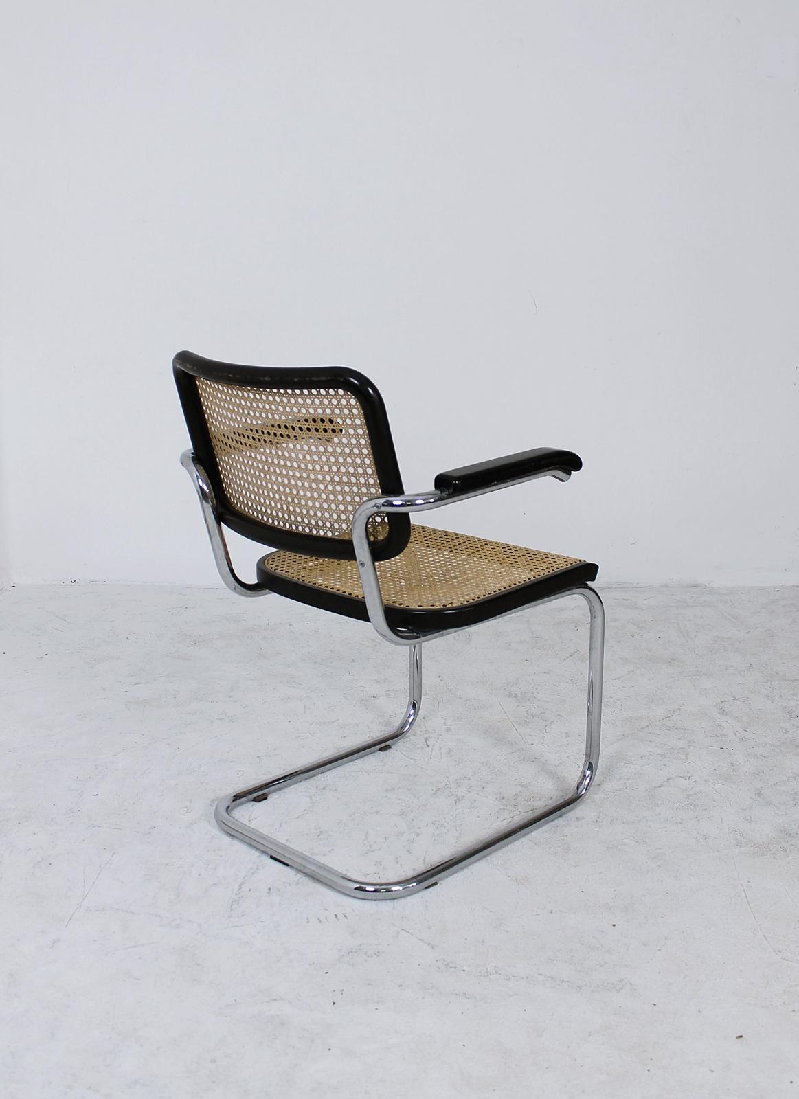 Bauhaus Icon Thonet Cantilever Armchairs Model B64 by Marcel Breuer, 1927 For Sale 2