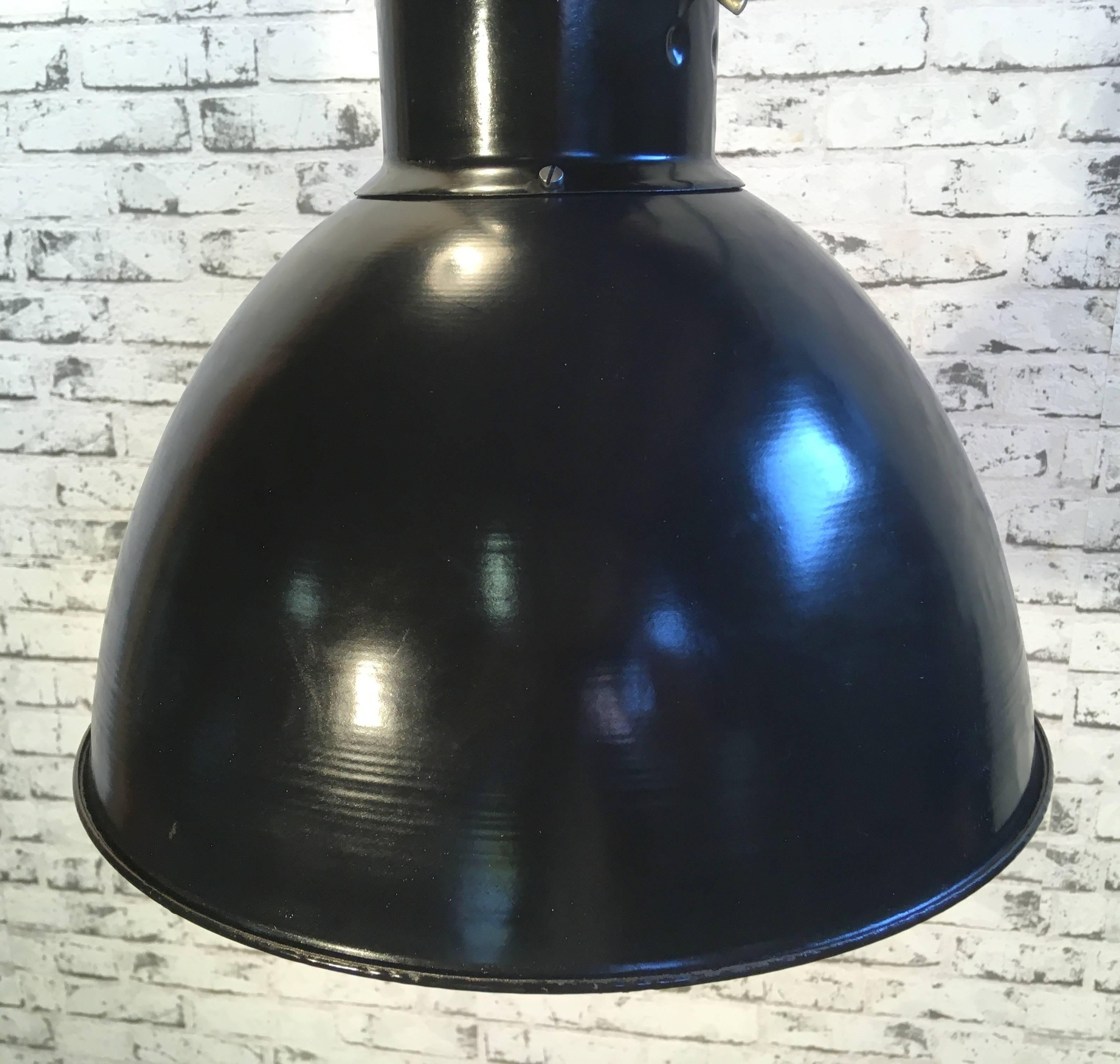 Bauhaus Industrial Enamel Pendant Lamp, 1930s In Good Condition In Kojetice, CZ