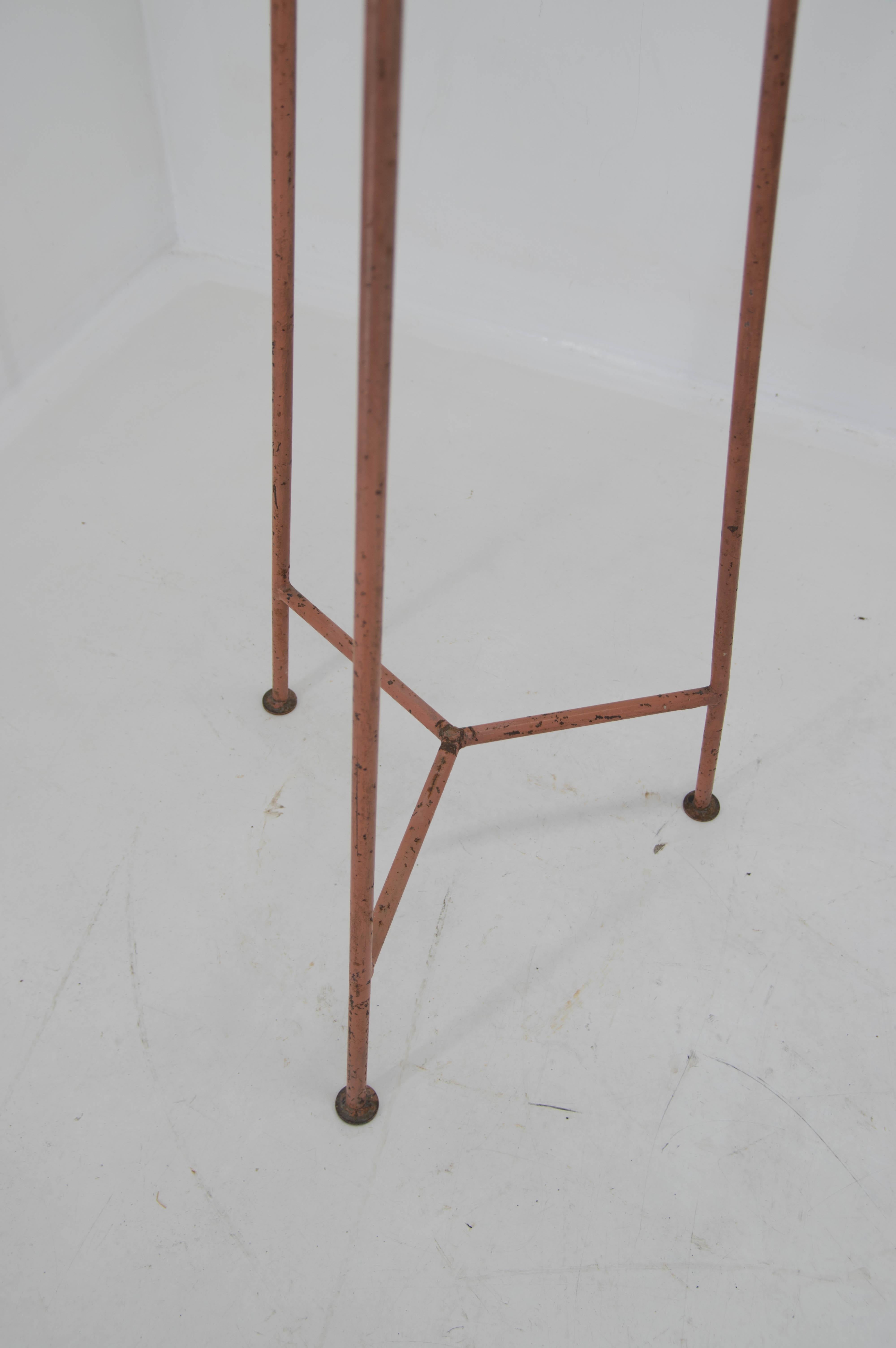 Bauhaus Industrial Pink Coat Stand, 1920s For Sale 3