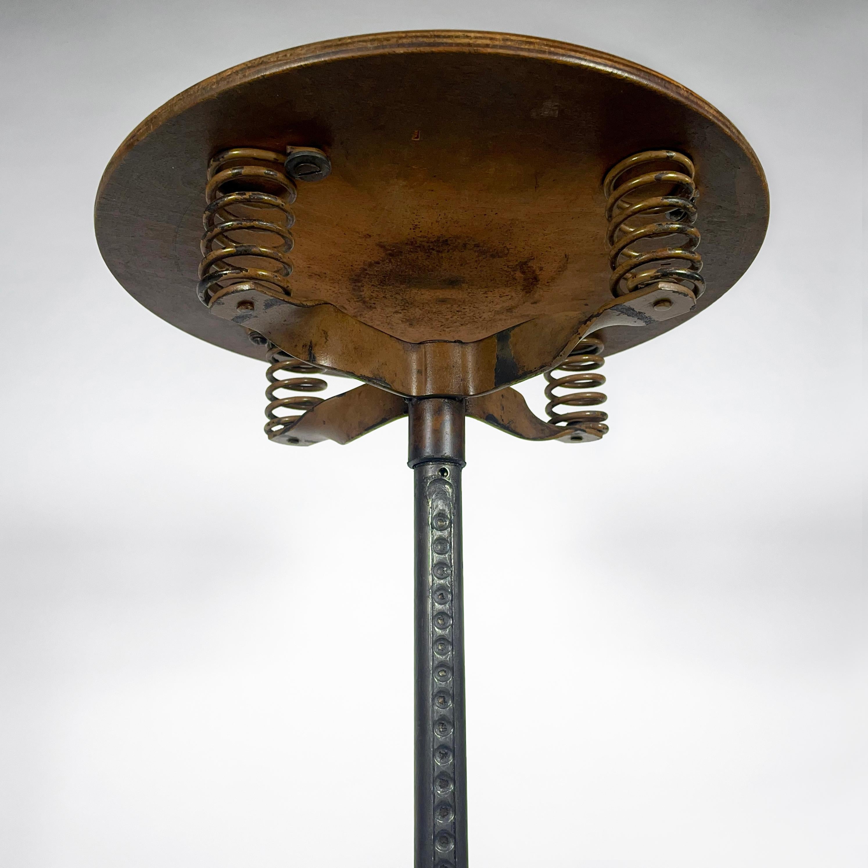 Bauhaus Industrial Polstergleich Arquitecto Taburete Giratorio Cair con Reposapiés Años 30 en venta 1