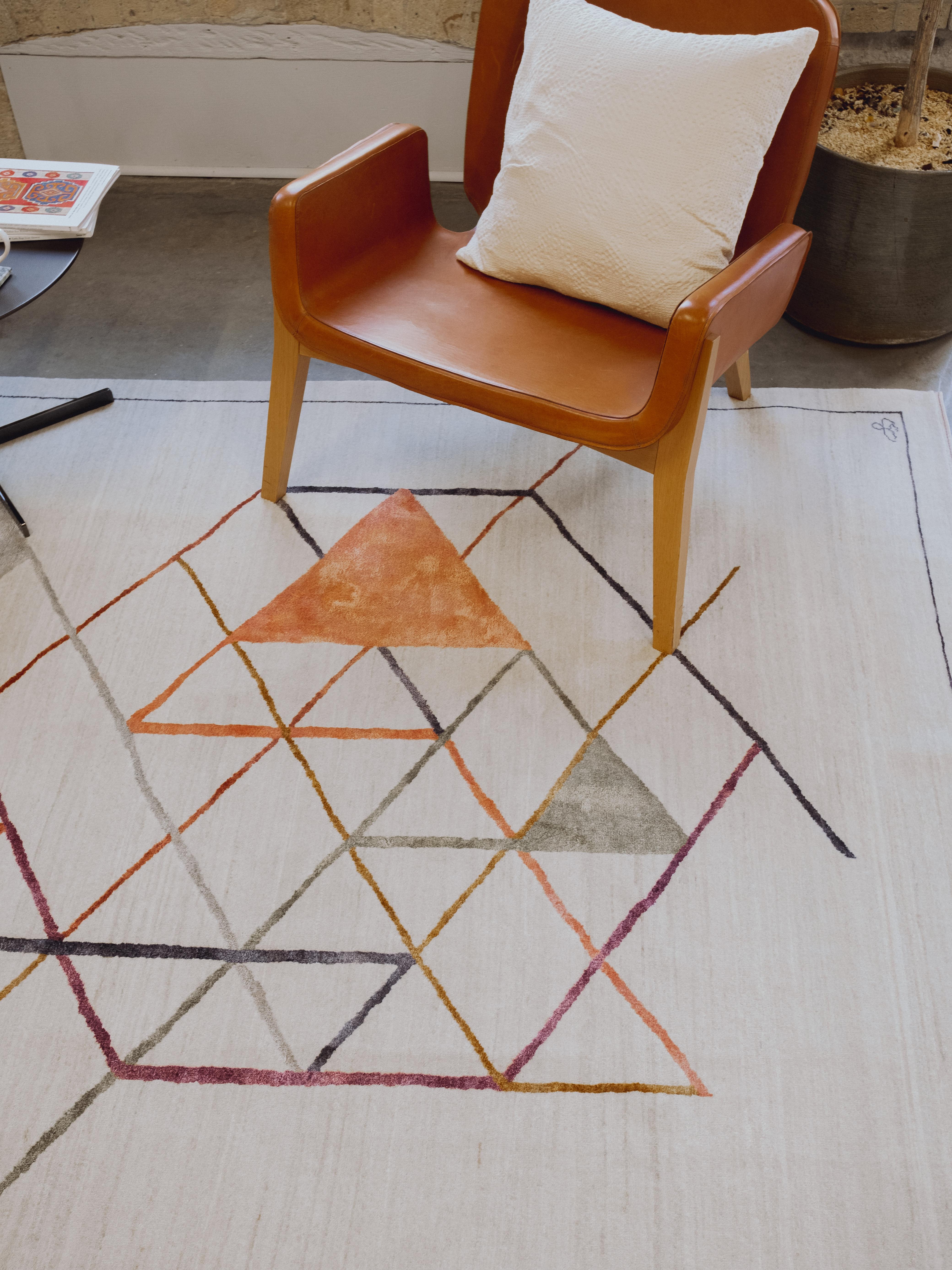 Tappeto persiano geometrico di ispirazione Bauhaus in seta colorata su lana crema 6' x 9' in vendita 3