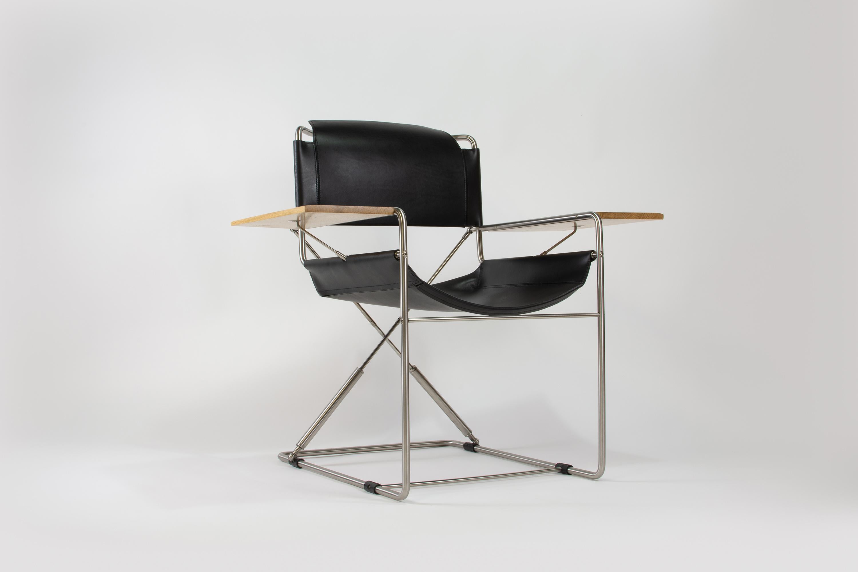 Chaise en cuir inspirée du Bauhaus permettant de basculer en vente 3