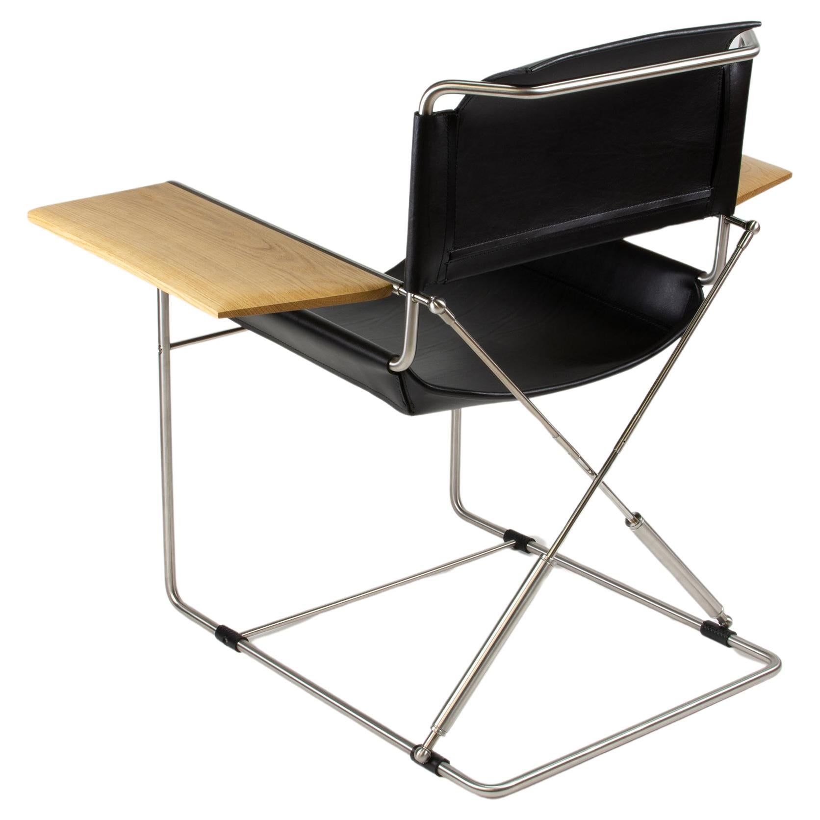 Chaise en cuir inspirée du Bauhaus permettant de basculer en vente