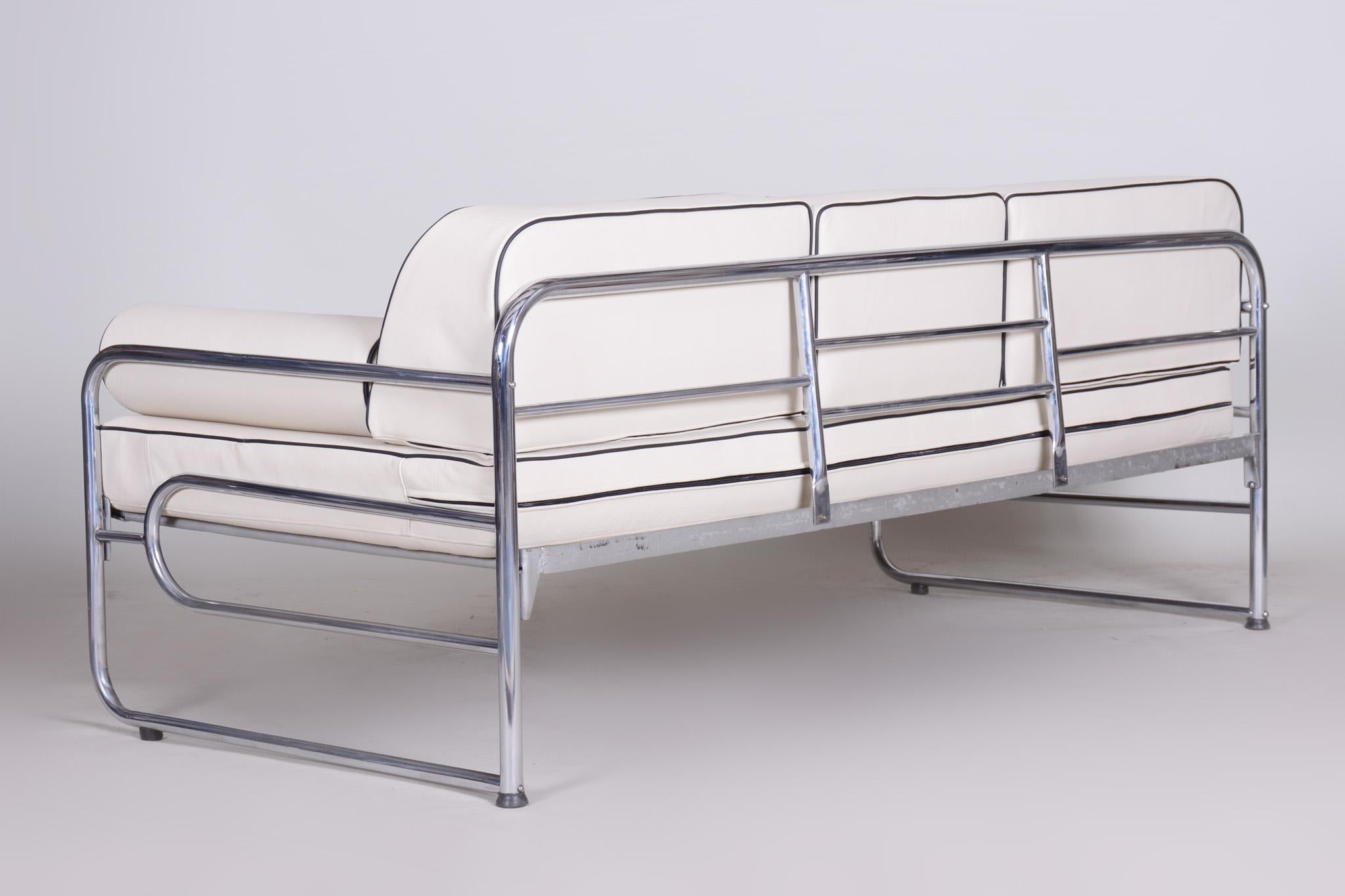Bauhaus Ivory Tubular Chrom Sofa, Mücke-Melder, 1930s, High Quality Leather In Good Condition For Sale In Horomerice, CZ
